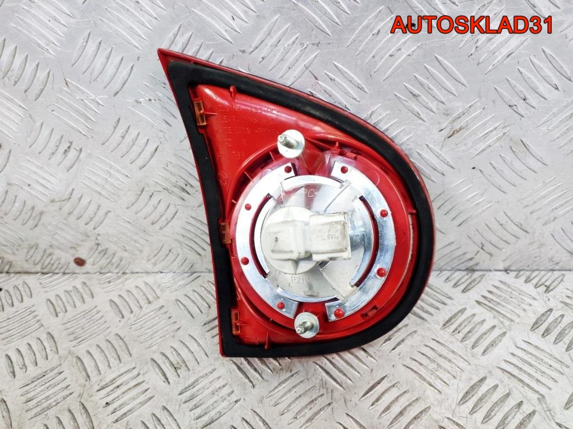 Фонарь задний  правый VW Golf 5 1K6945094G, 1300 рублей, Дубовое