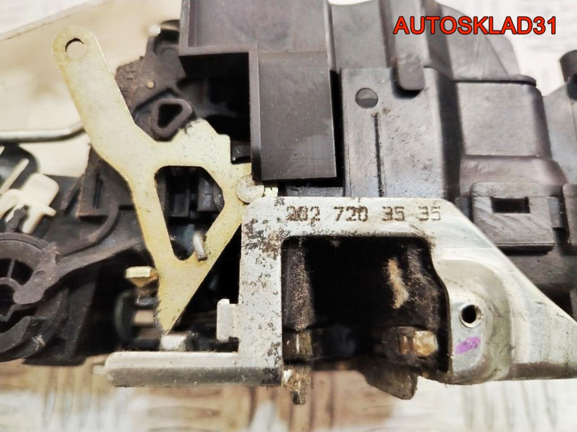 Замок двери передней левой Mercedes Benz W210 A2027203535, 2300 рублей, Дубовое