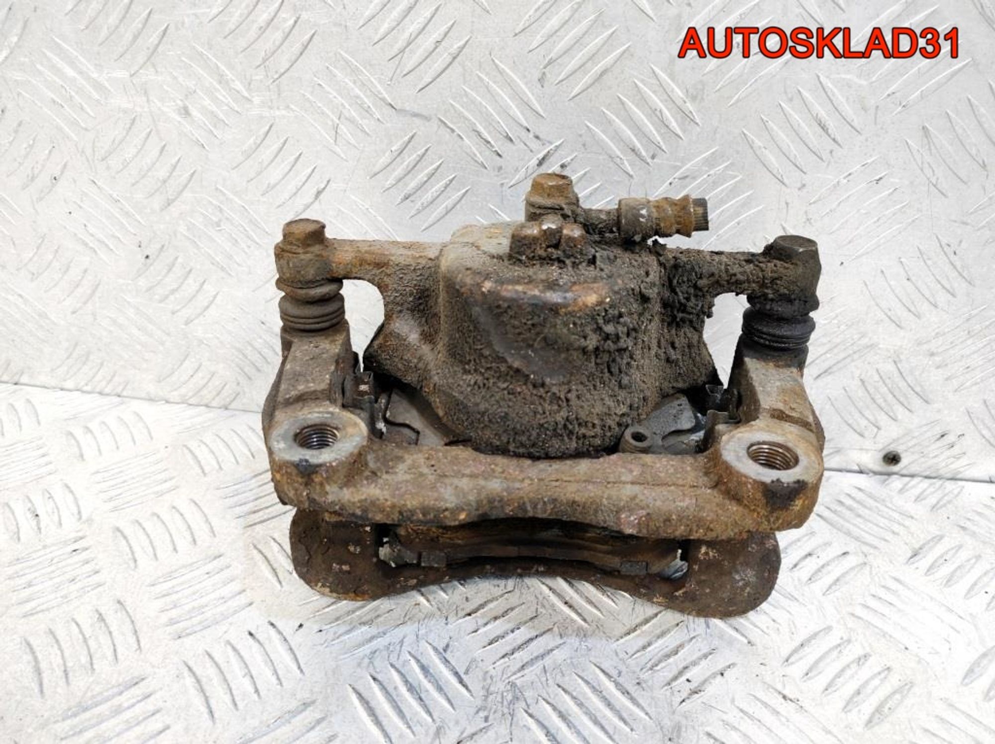 Суппорт тормозной передний правый Nissan Qashqai, 3200 рублей, Дубовое