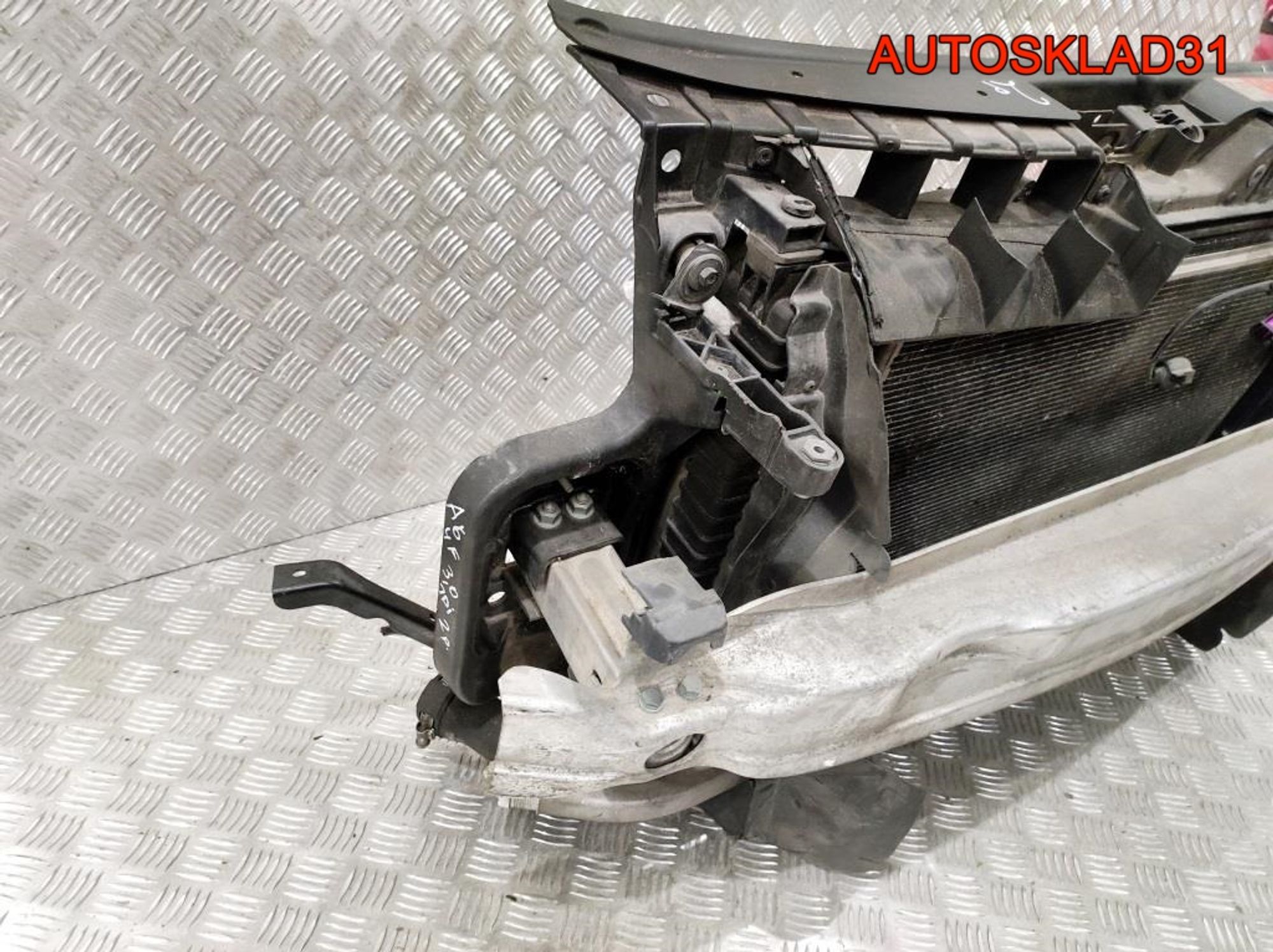 Панель передняя в сборе Audi A6 C6 4F 3,0 Дизель АКПП (Р), 35000 рублей, Дубовое