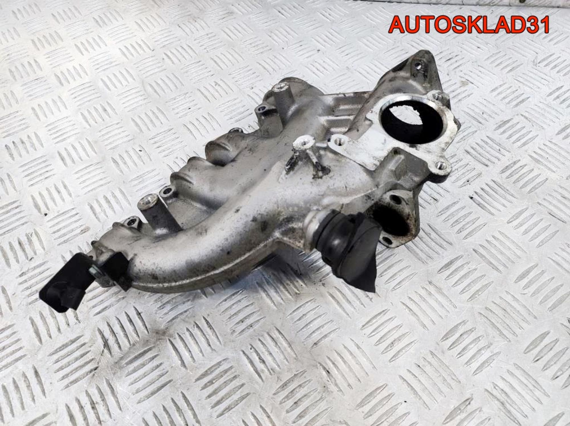 Коллектор впускной Audi A4 B6 038129713BM Дизель, 900 рублей, Дубовое