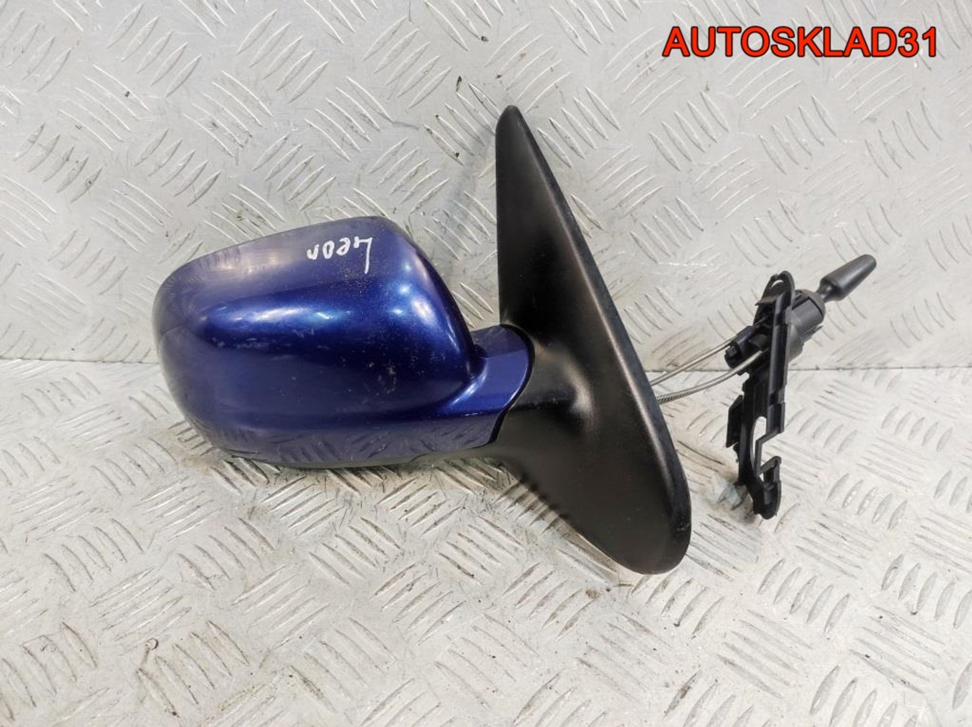 Зеркало правое механическое Seat Leon 1M1 1M185750801C, 2300 рублей, Дубовое