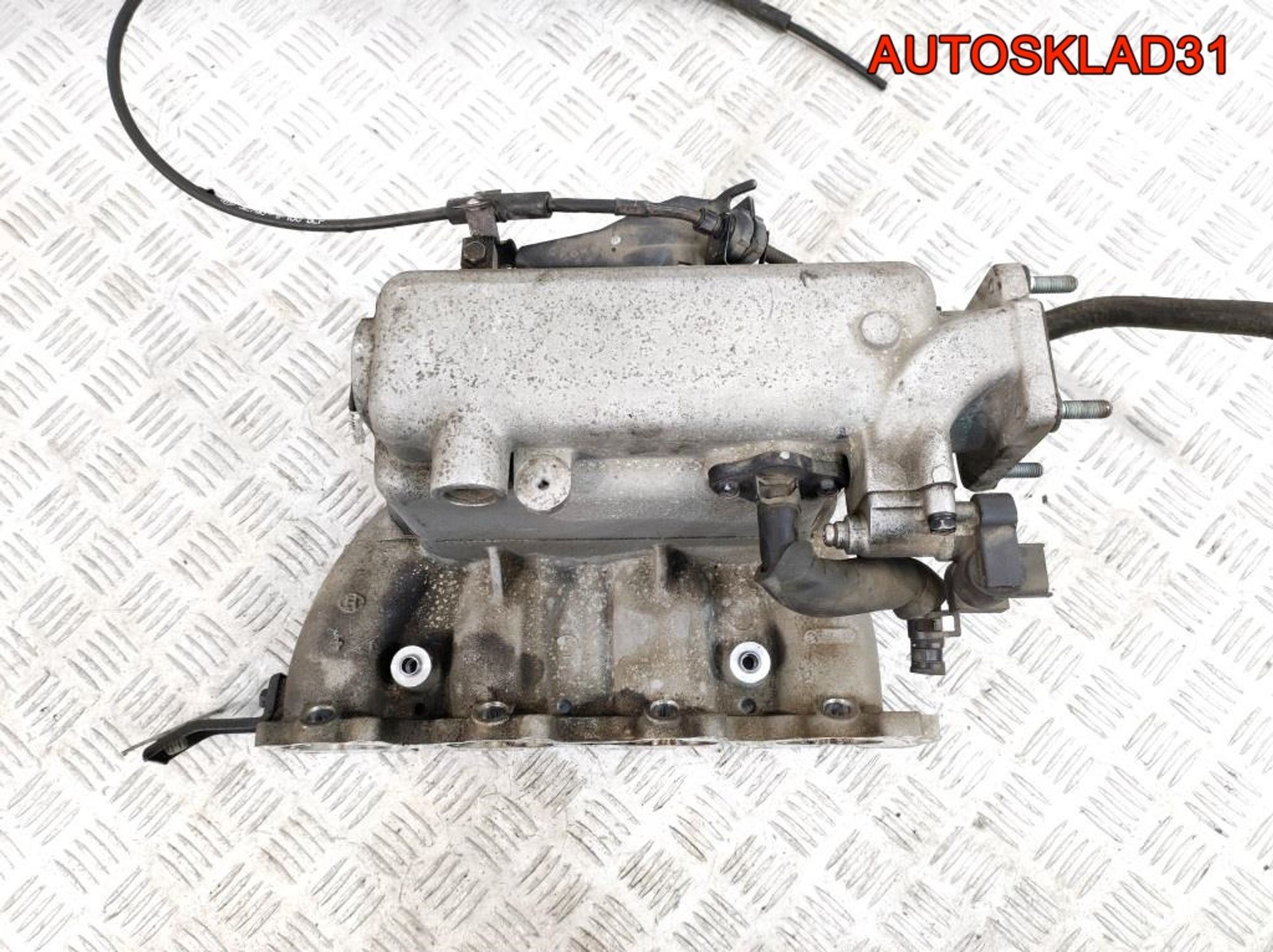 Коллектор впускной Kia Sportage 2 2.0 G4GC Бензин, 900 рублей, Дубовое