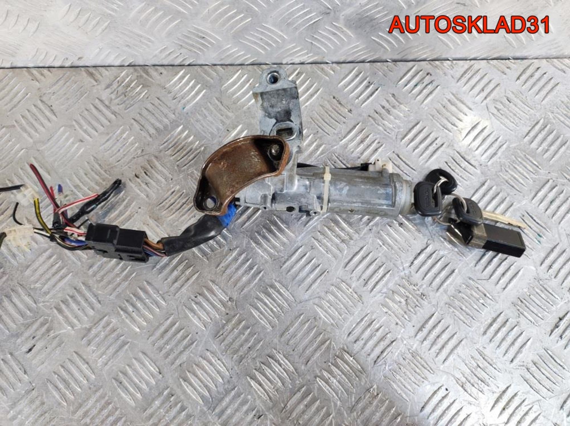 Замок зажигания Toyota Carina 2 45020143, 2900 рублей, Дубовое