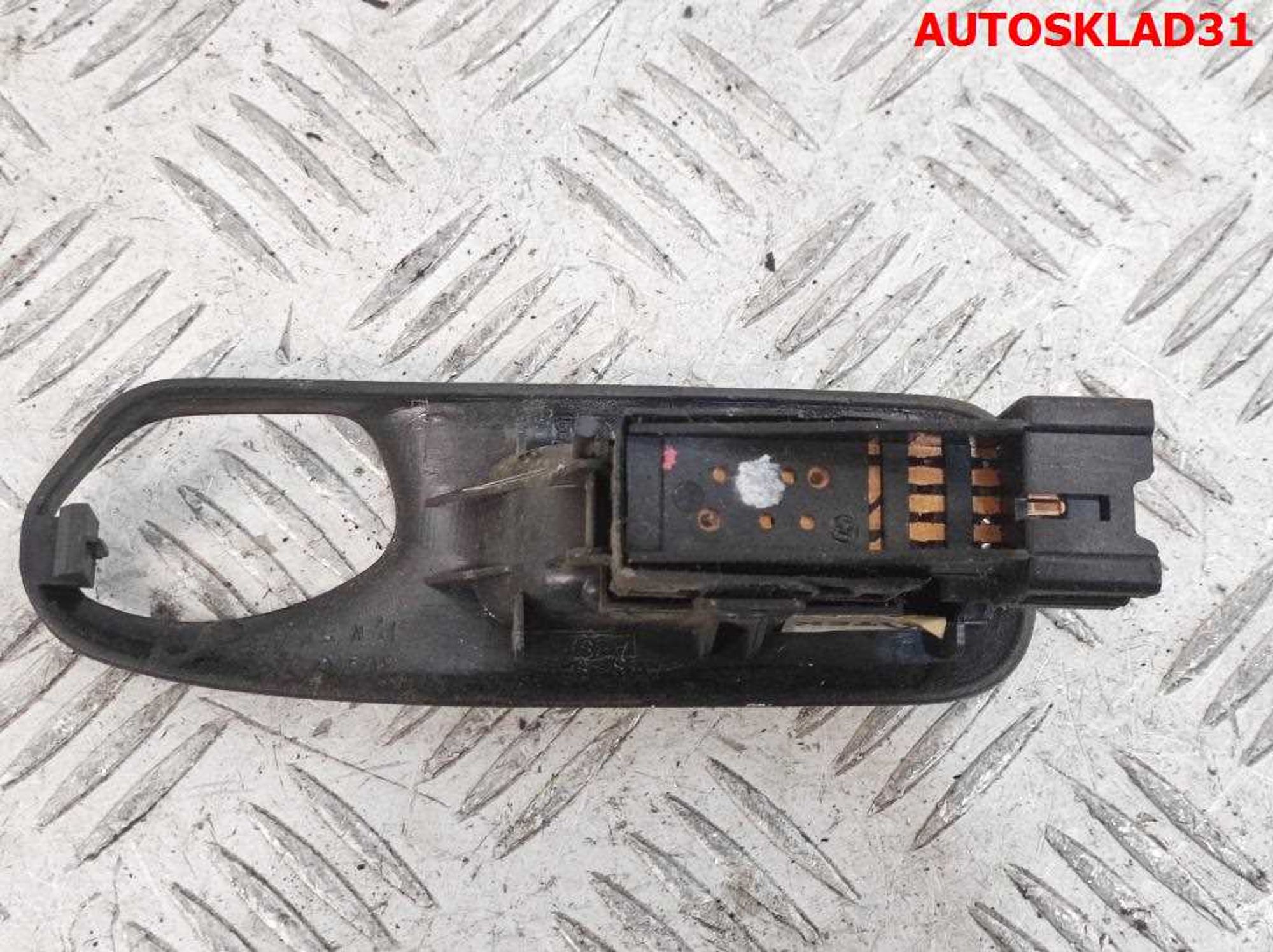 Кнопка стеклоподъемника задняя правая Nissan Primera P11 809603F100, 600 рублей, Дубовое