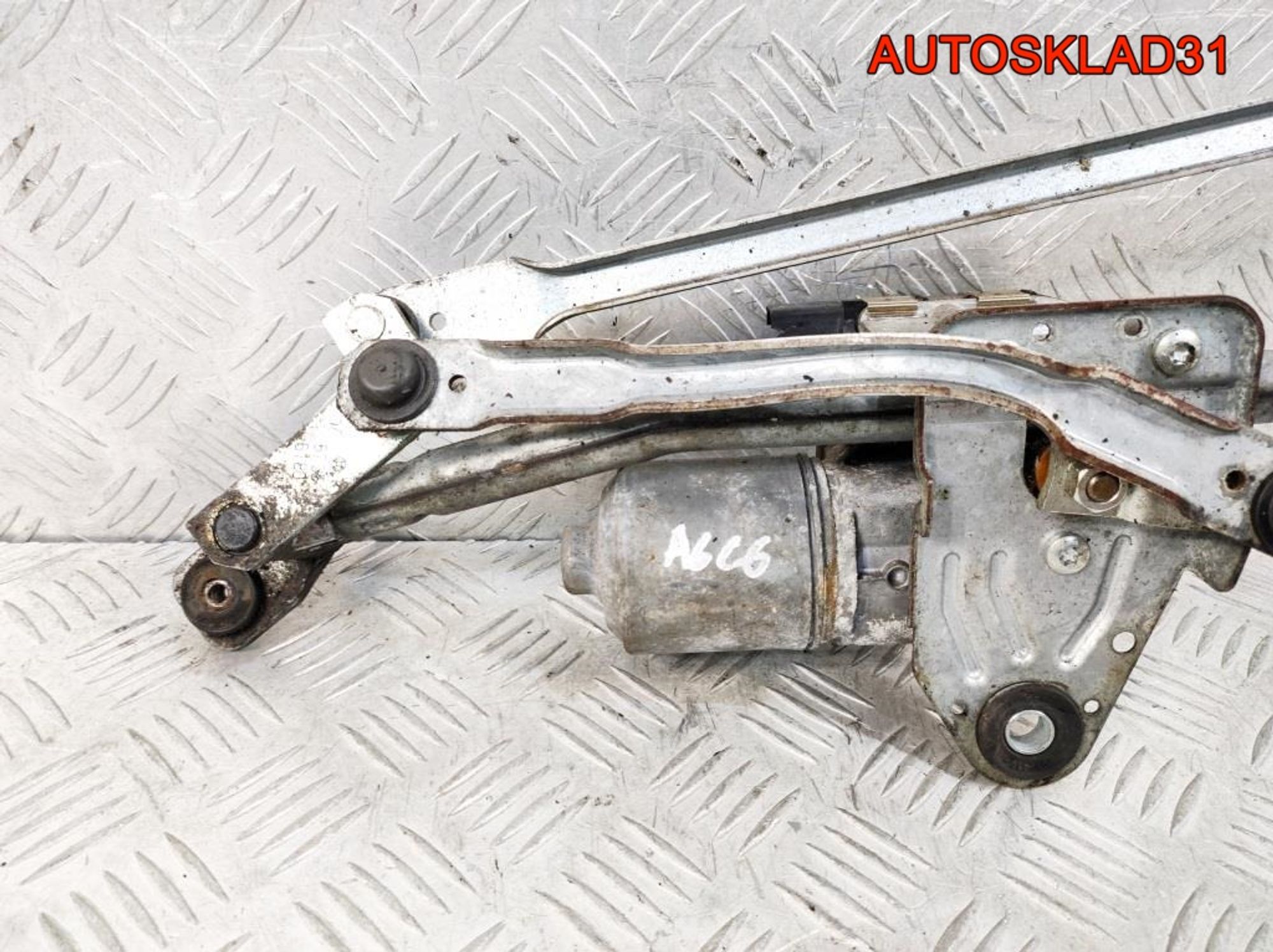 Трапеция дворников Audi A6 C6,4F 4F1955023A, 6800 рублей, Дубовое