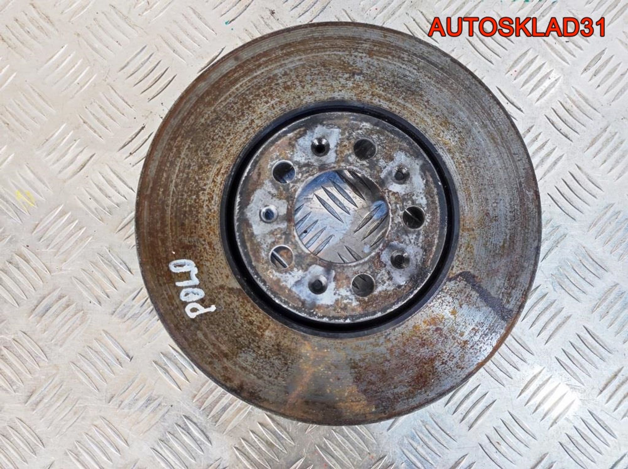 Диск тормозной передний Volkswagen Polo 6R0615301A, 1300 рублей, Дубовое