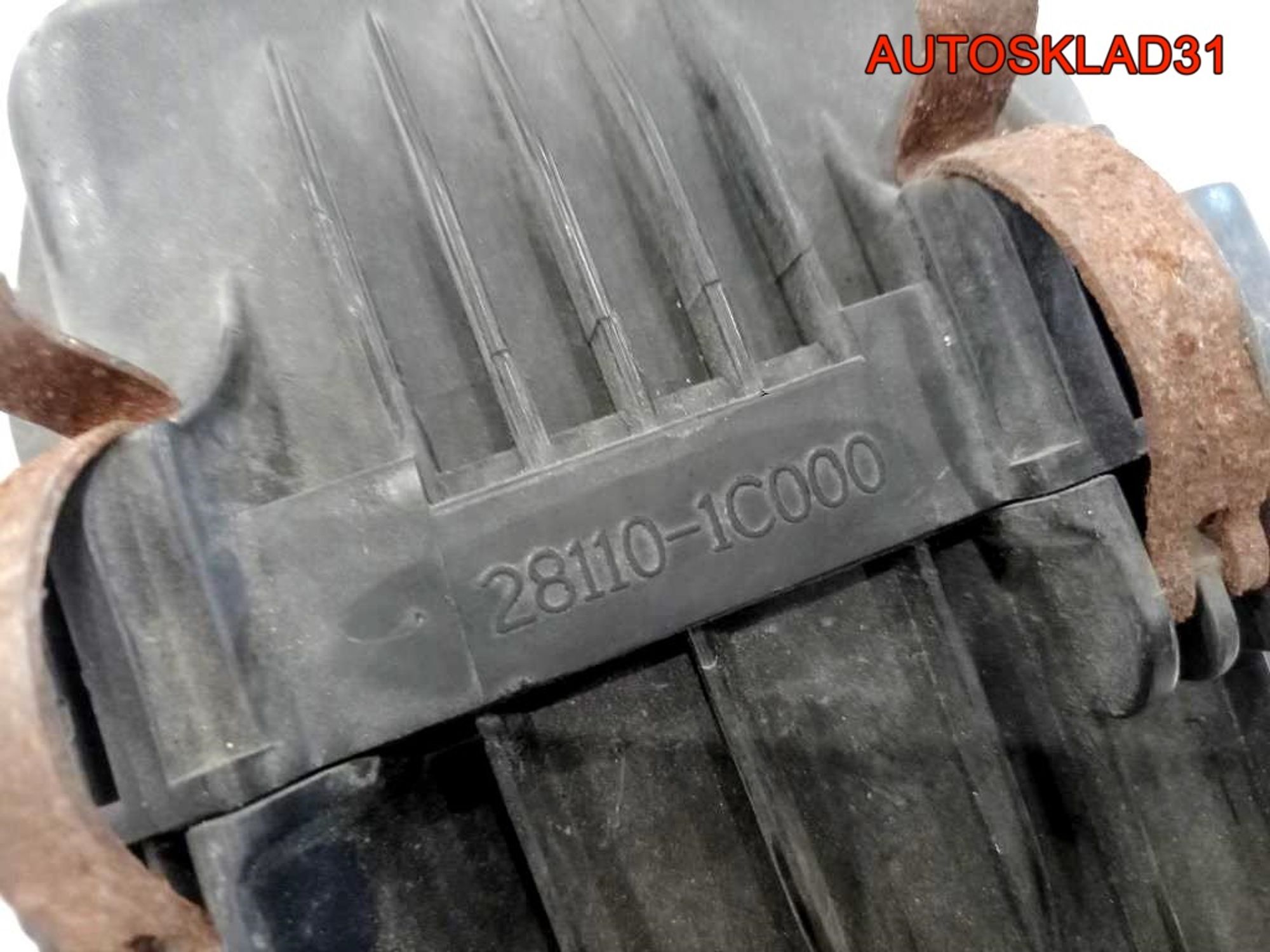 Корпус воздушного фильтра Hyundai Getz 281101C000, 1400 рублей, Дубовое