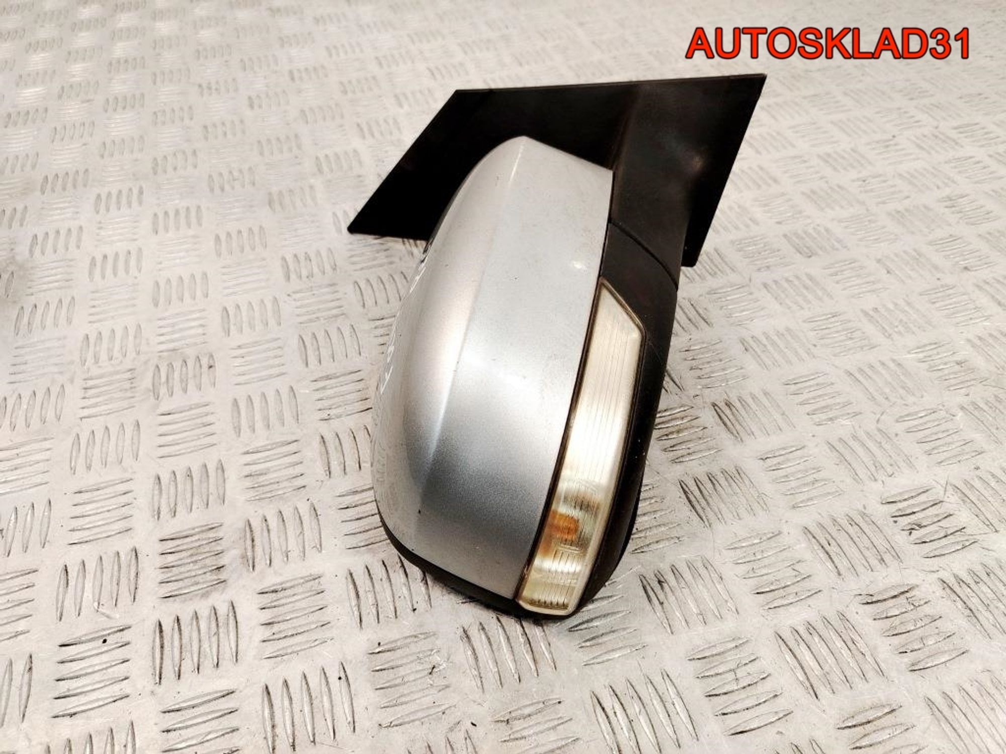 Зеркало правое Ford Focus 2 1728322 Рестайлинг, 6000 рублей, Дубовое