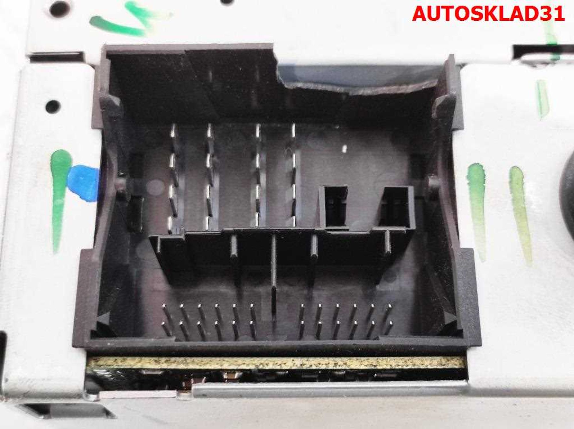Магнитола Ford C-MAX 1 4M5T18C815BK, 1500 рублей, Дубовое