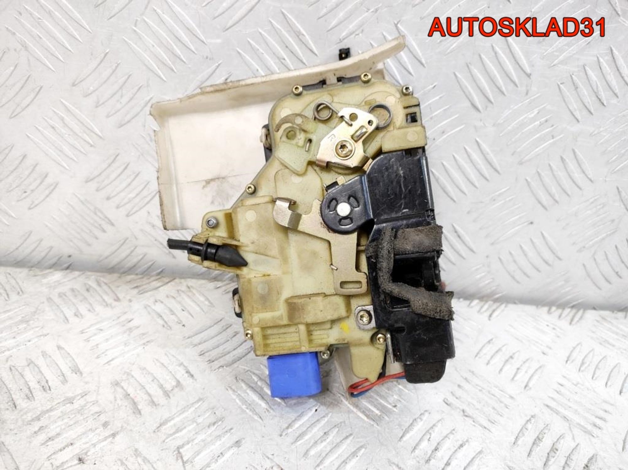 Замок двери передней правой VW Polo 4 3B1837016BP, 2200 рублей, Дубовое