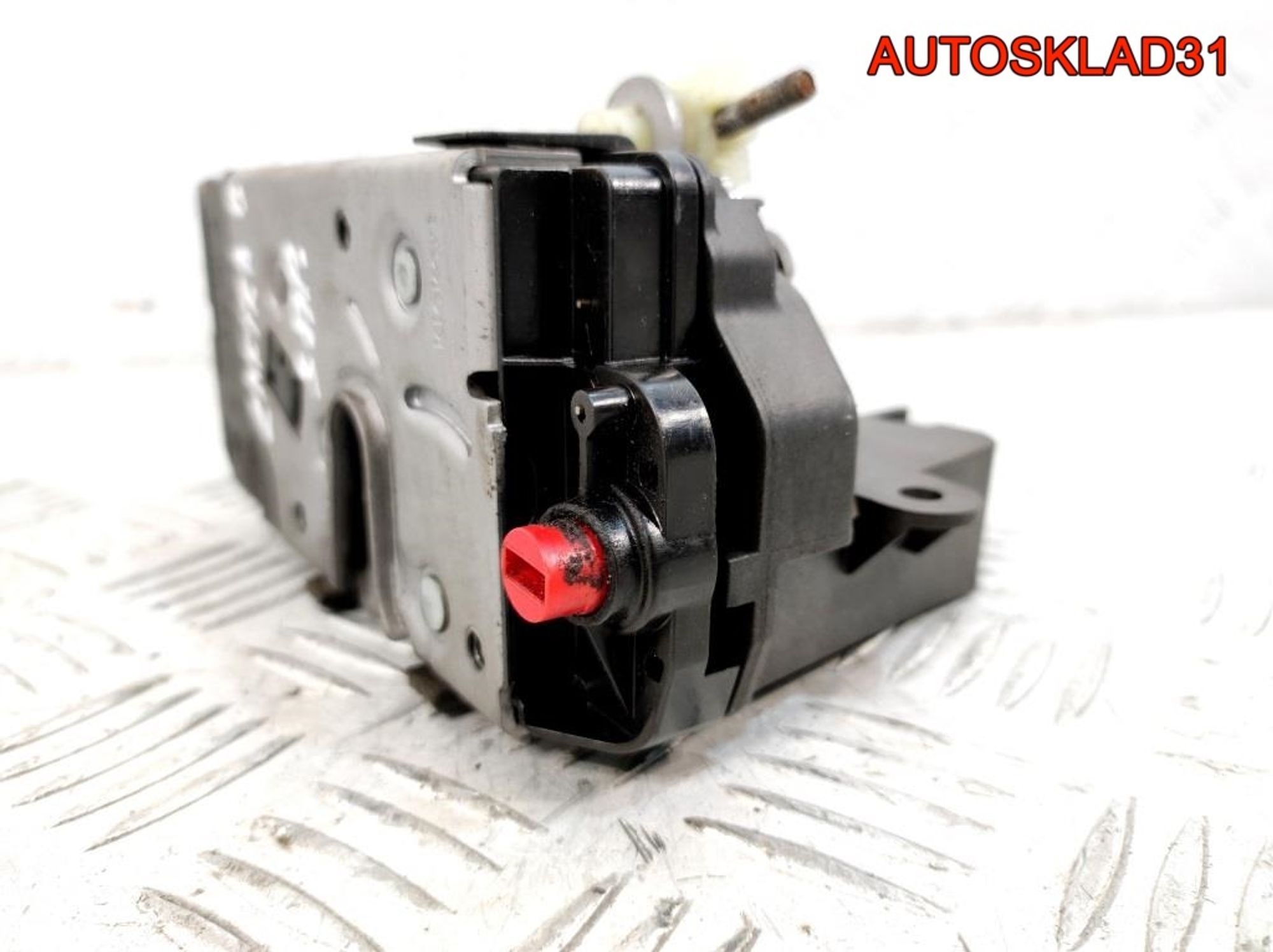 https://ycs.partsauto.market/partsauto-images/thmbs/userImages/edda01b21c13eaa6671738306aa09410/part/9fb66c47-f6ba-4715-abe1-e819e85faa0a_1781614933073.jpg