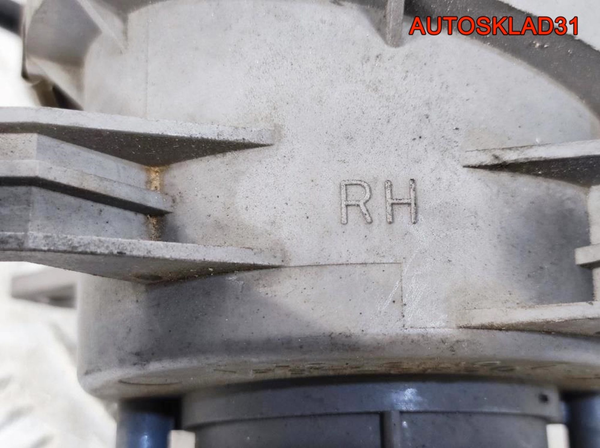 Фара противотуманная правая Mitsubishi Colt CJ, 1400 рублей, Дубовое