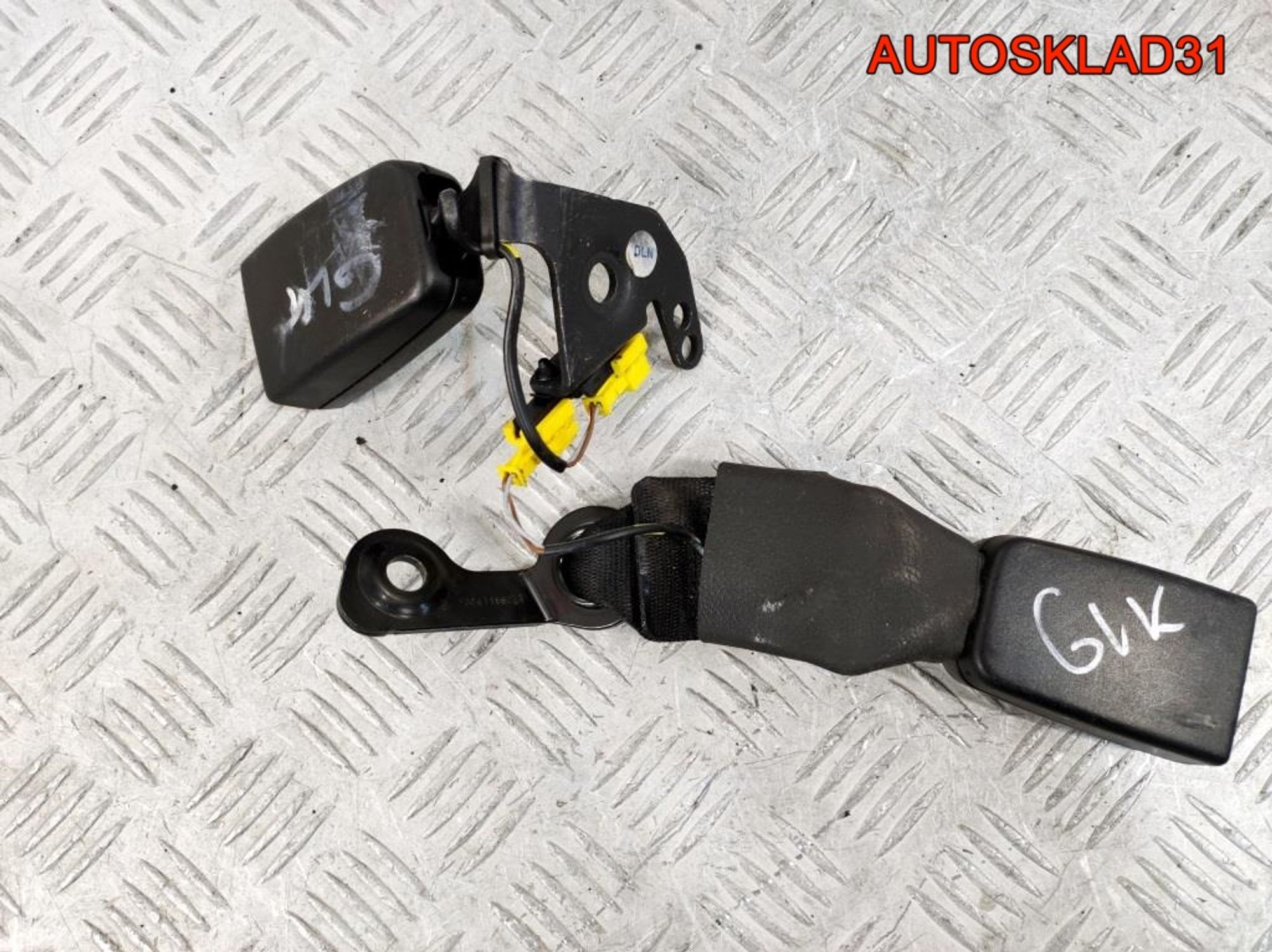 Ответная часть ремня Mercedes GLK A2048603269, 1400 рублей, Дубовое