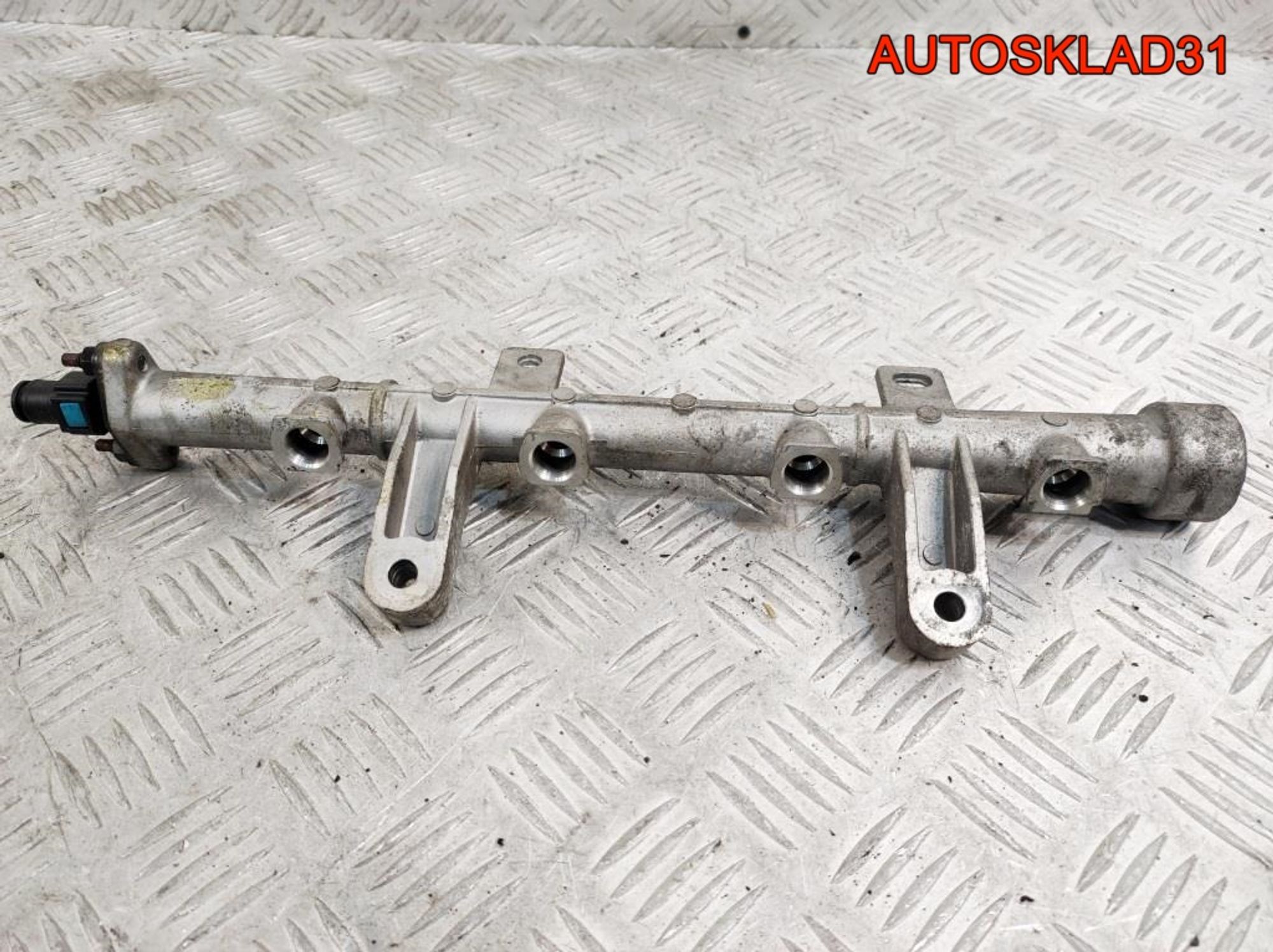 Рейка топливная Hyundai Getz 1 1,3 G4EA 3530422620, 900 рублей, Дубовое