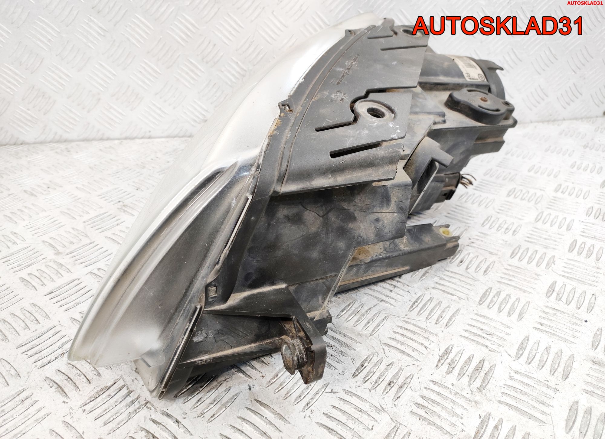Фара правая Volkswagen Passat B6 3C0941006M, 10000 рублей, Дубовое