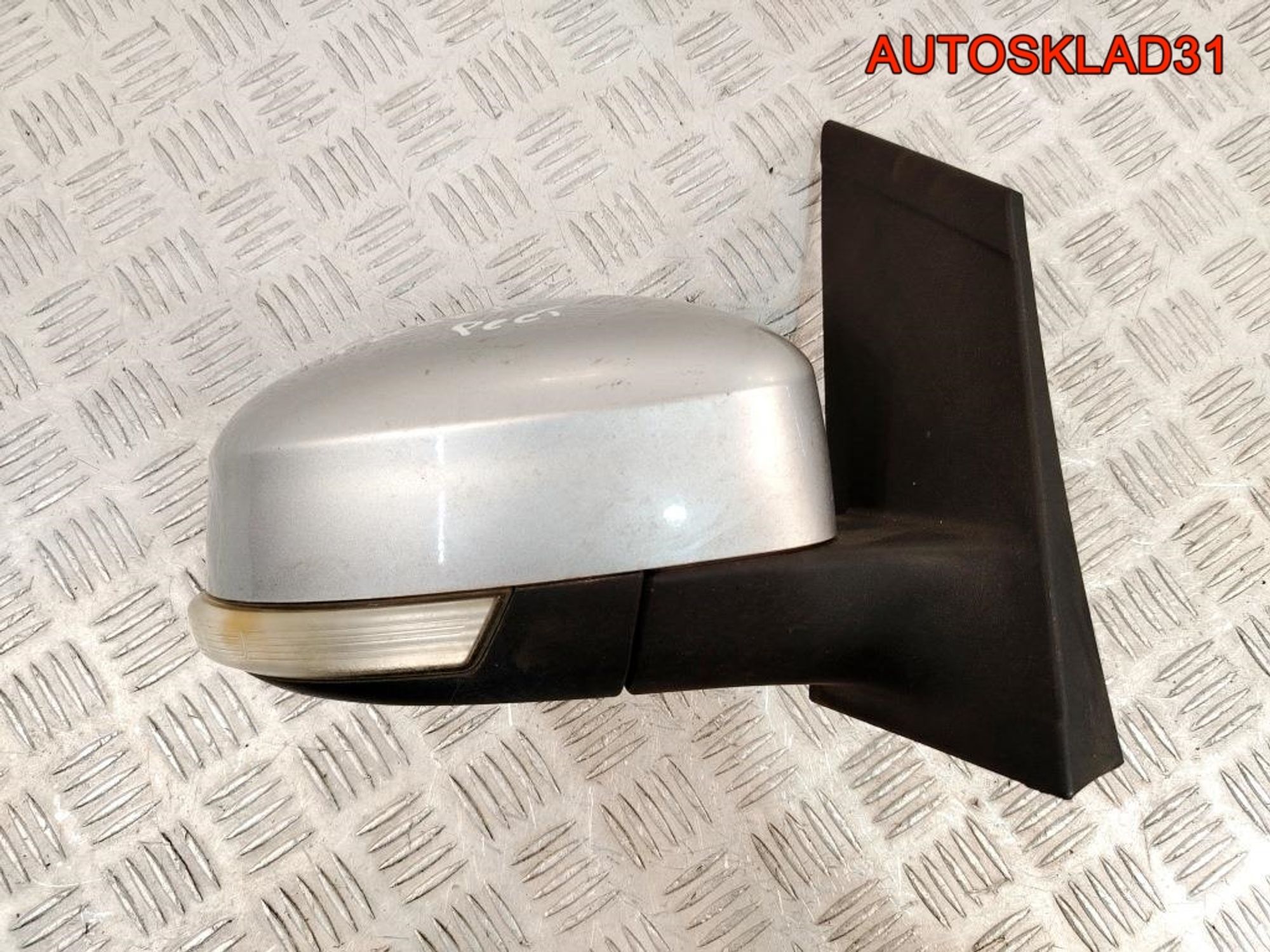 Зеркало правое Ford Focus 2 1728322 Рестайлинг, 6000 рублей, Дубовое