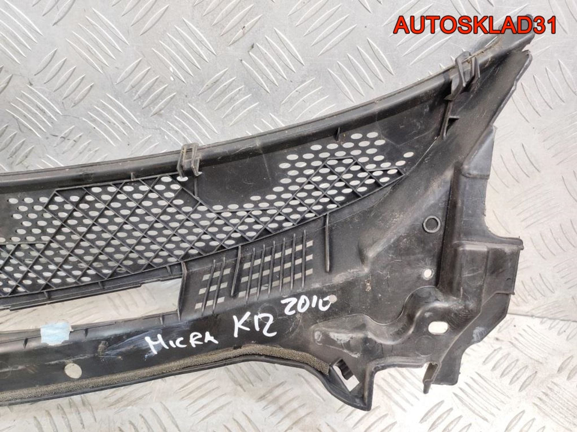 Решетка стеклоочистителя Nissan Micra K12 66862AX700, 3200 рублей, Дубовое