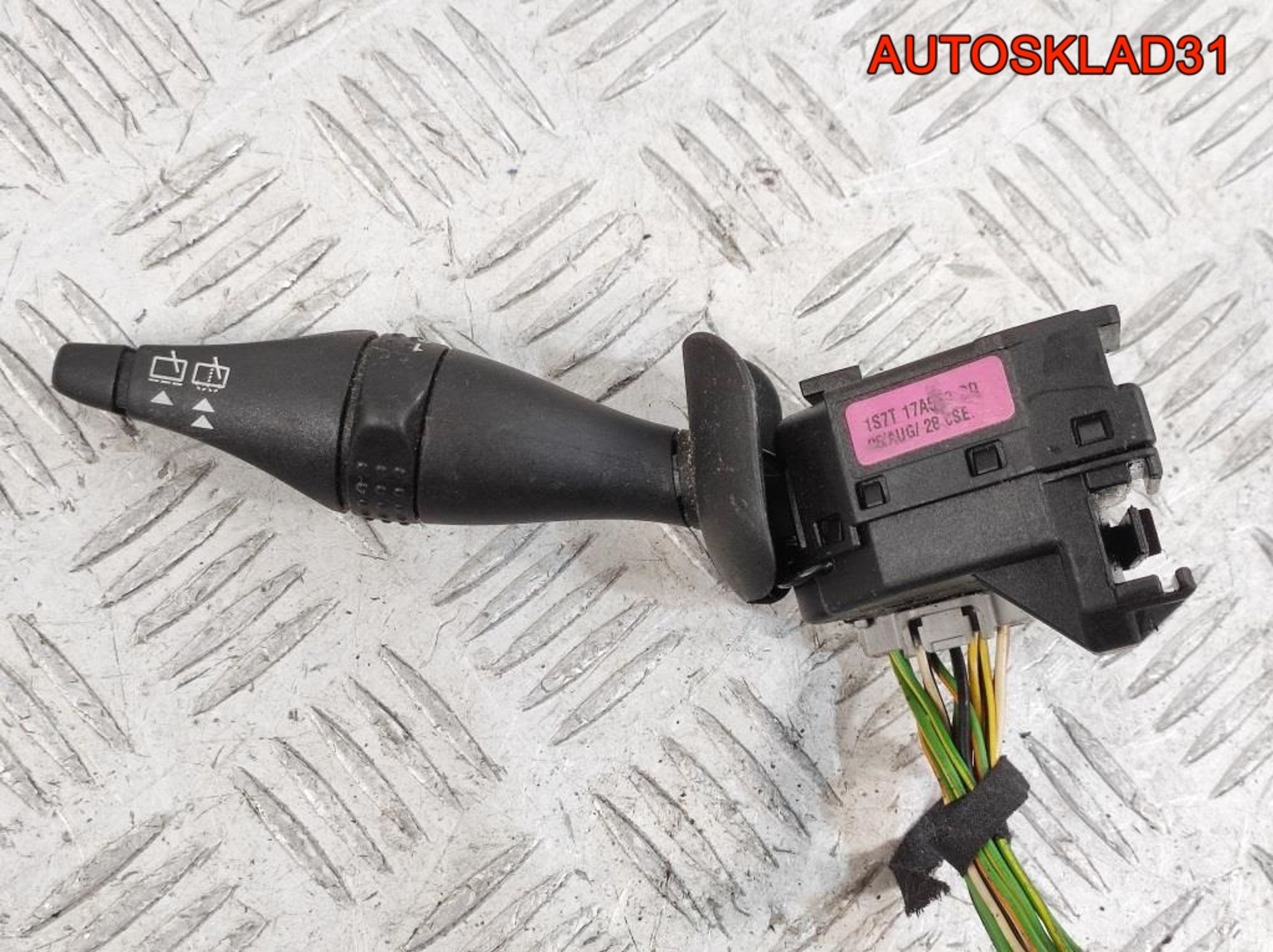 Переключатель стеклоочистителей Ford Fusion 1S7T17A553DD, 2500 рублей, Дубовое