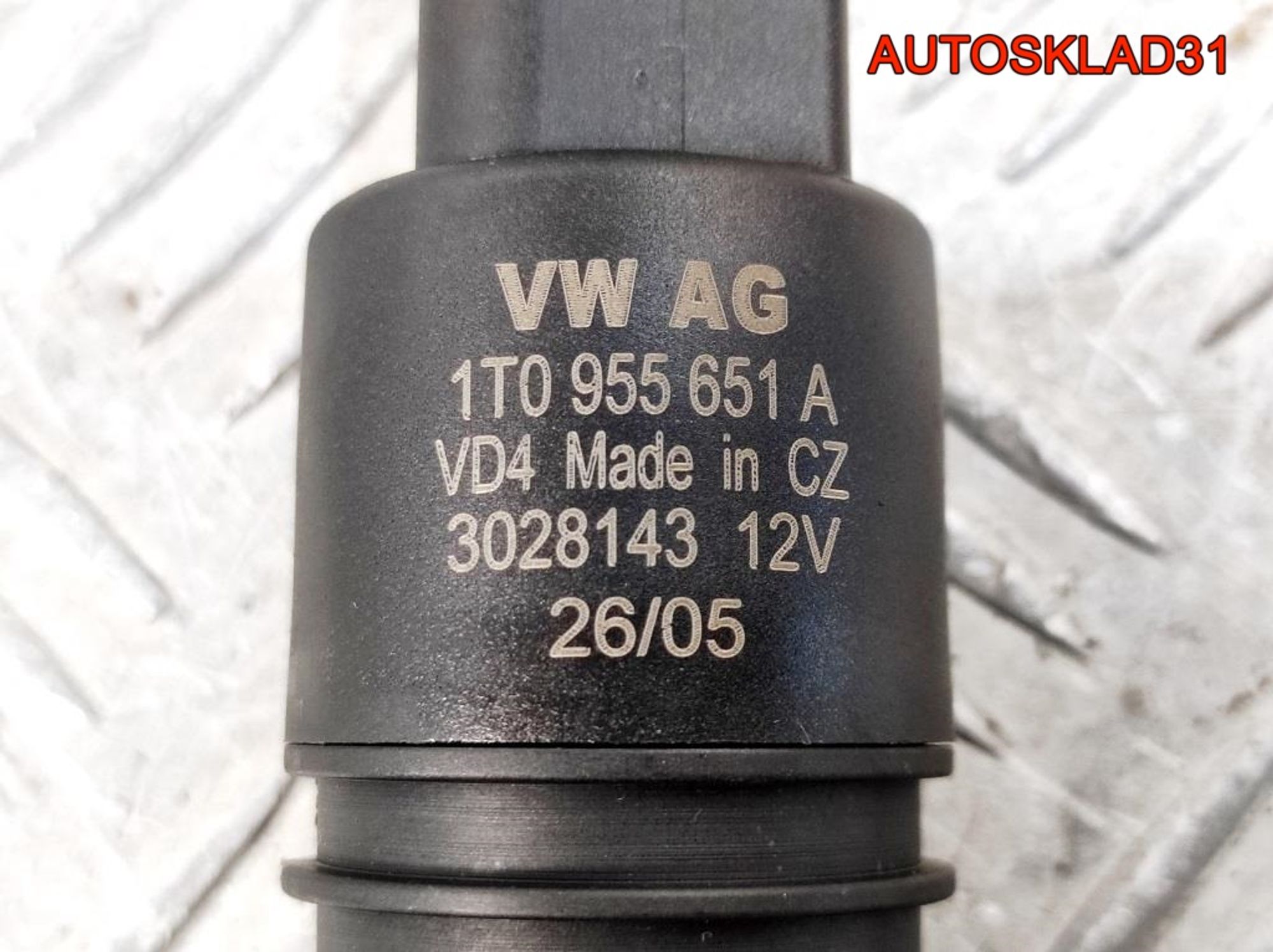 Насос омывателя Volkswagen Passat B6 1T0955651A, 900 рублей, Дубовое