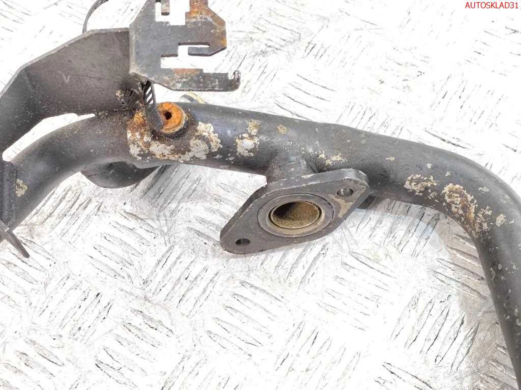 Трубка охлаждающей жидкости Audi A4 B5 078121071AL, 2500 рублей, Дубовое