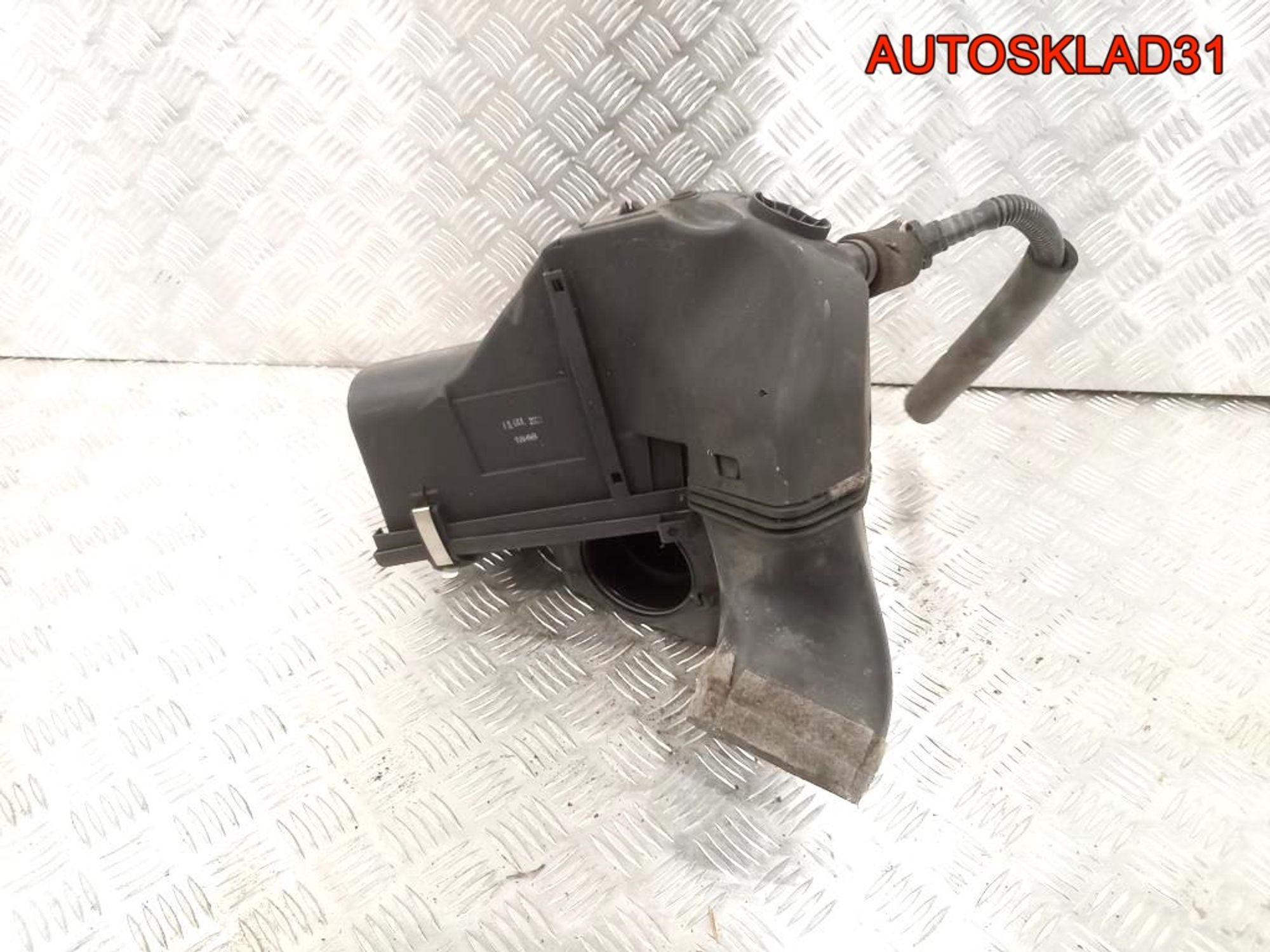 Корпус воздушного фильтра BMW E90 13717797467, 3600 рублей, Дубовое