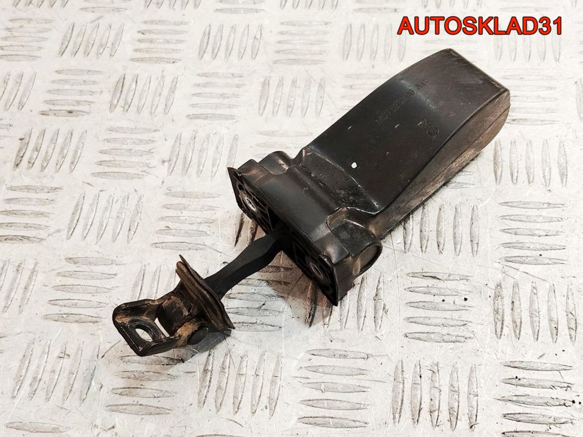 Ограничитель двери задней правой Skoda Roomster 5J0837249D, 1200 рублей, Дубовое