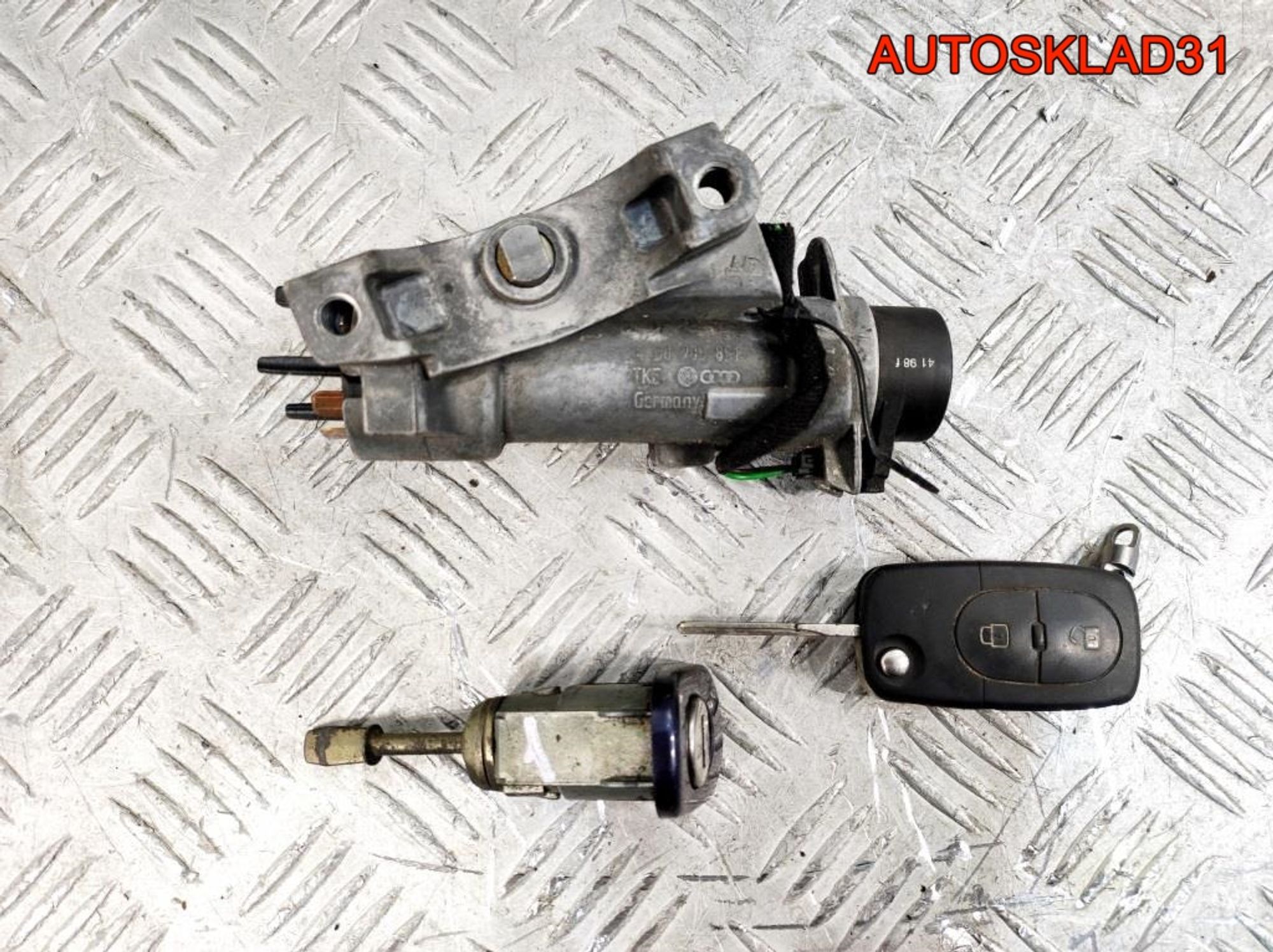 Комплект замок зажигания и личинки с ключомVW Passat B5 4B0905851, 3600 рублей, Дубовое