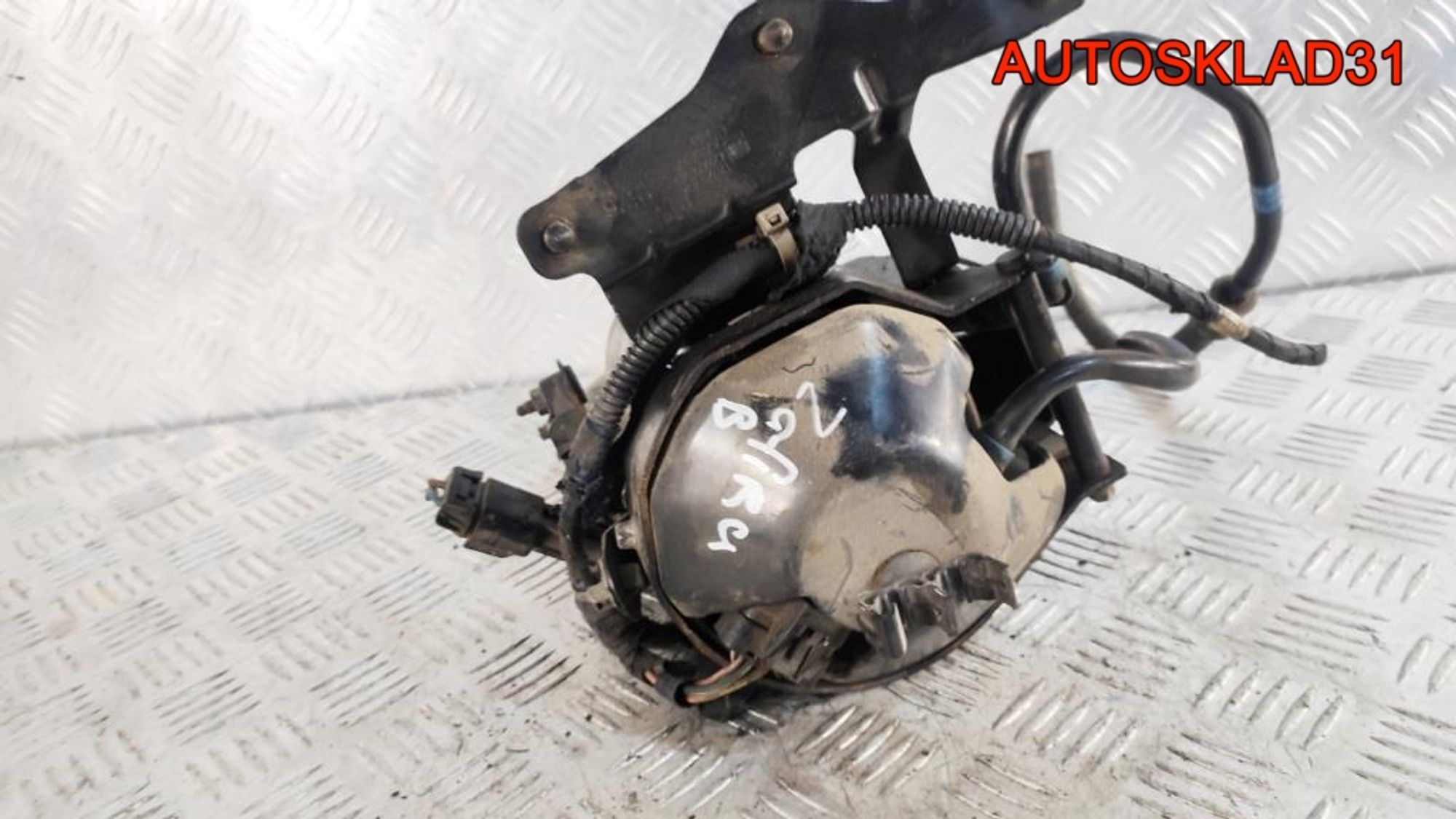 Корпус топливного фильтра Opel Zafira B 1,9 Дизель 13126494, 1000 рублей, Дубовое