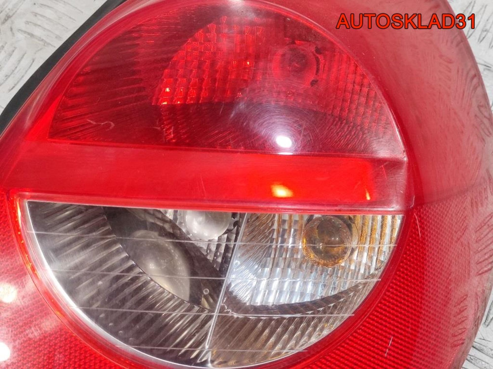Фонарь задний правый Renault Clio 3 89035080, 1000 рублей, Дубовое