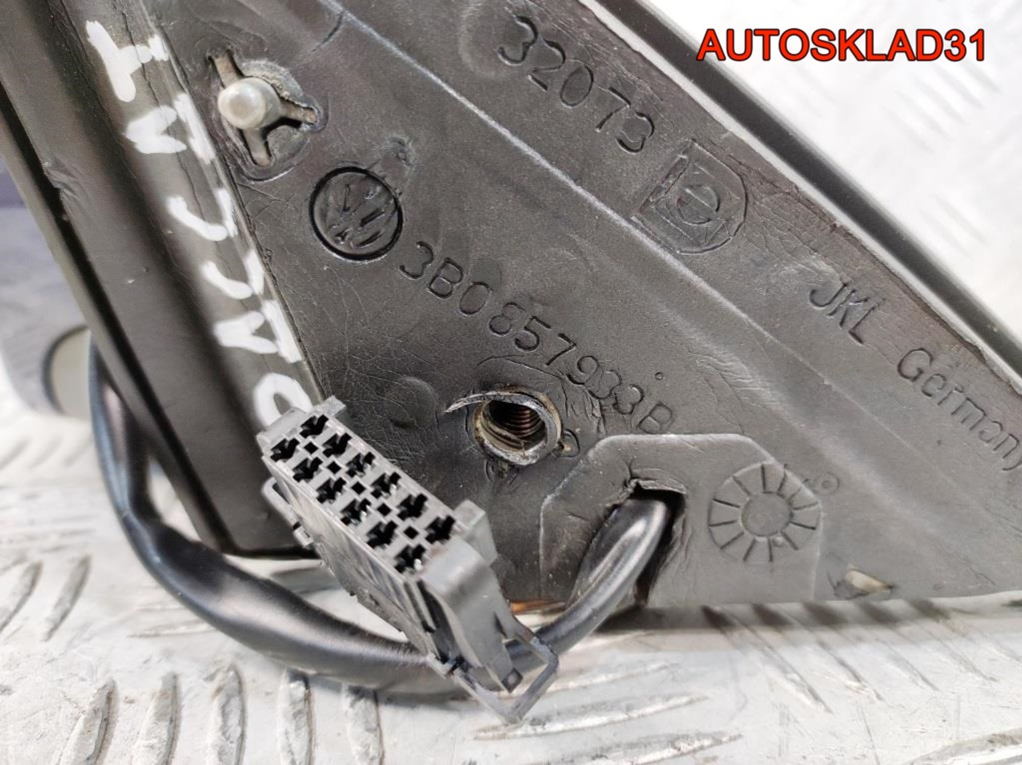 https://ycs.partsauto.market/partsauto-images/thmbs/userImages/edda01b21c13eaa6671738306aa09410/part/a1883f9a-ced7-4d7d-8111-18a64152dd19_1781611568243.jpg
