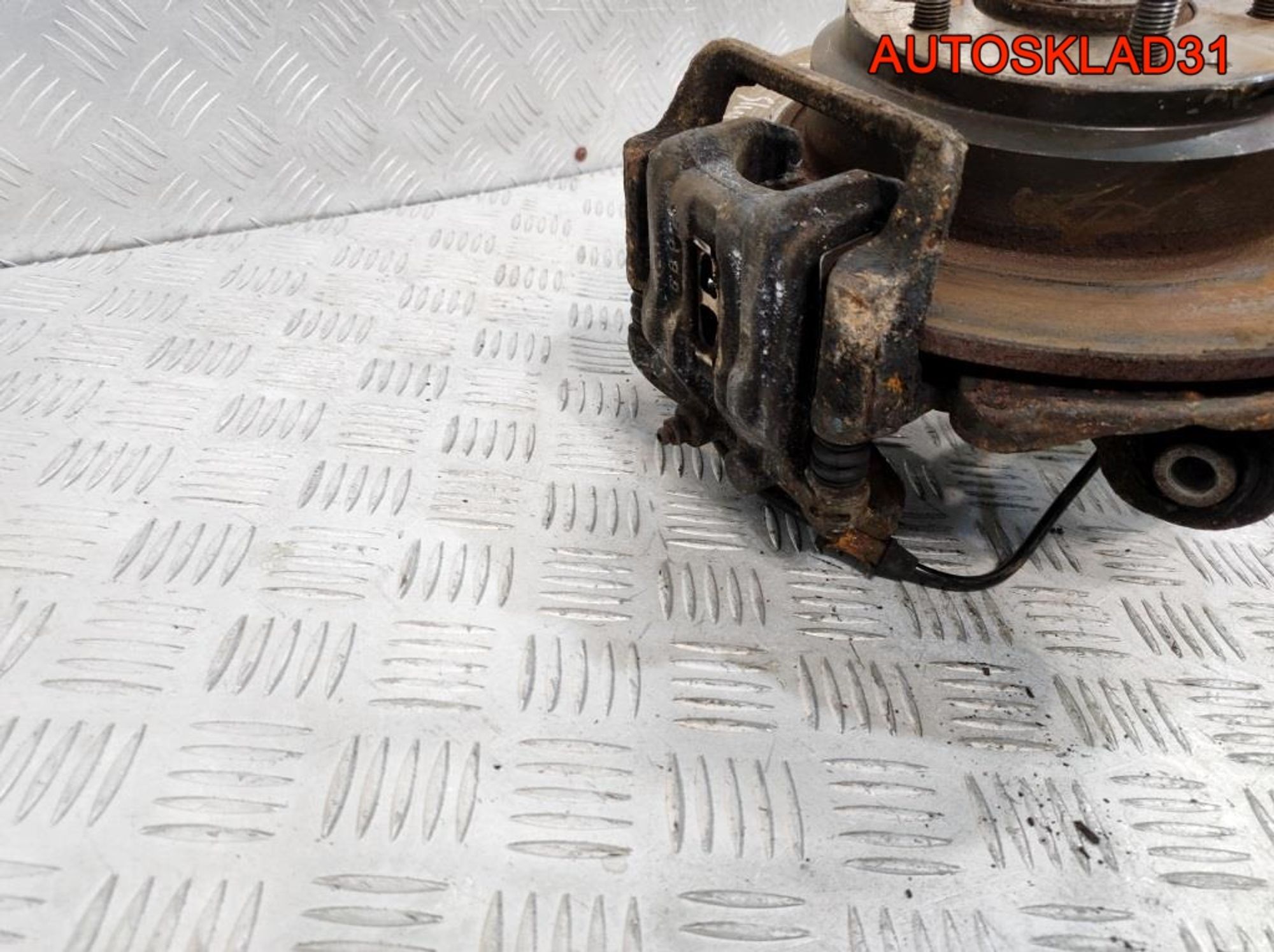 Кулак задний правый в сборе Honda Shuttle 2.3  F23A7, 6000 рублей, Дубовое