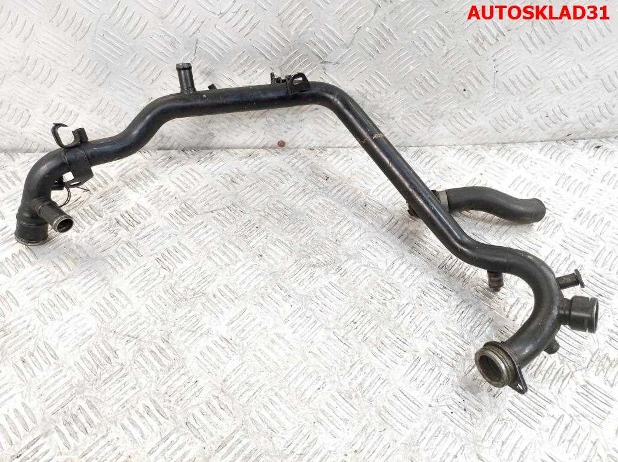 Трубка охлаждающей жидкости Audi A4 B6 2,0 Бензин 06D121071G, 600 рублей, Дубовое