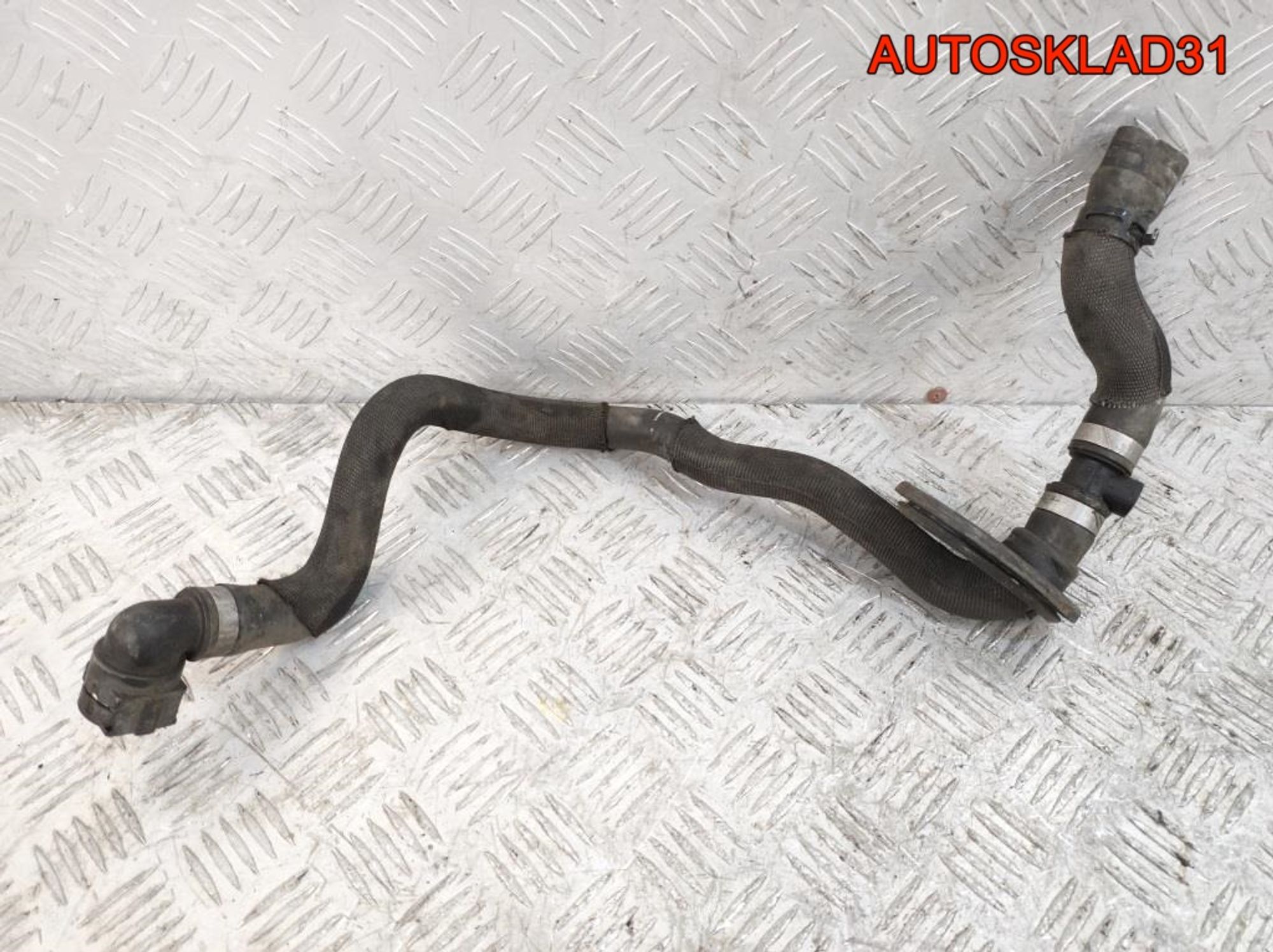 Патрубок системы охлаждения A6 C6 2.4 BDW 4F1819350B, 600 рублей, Дубовое