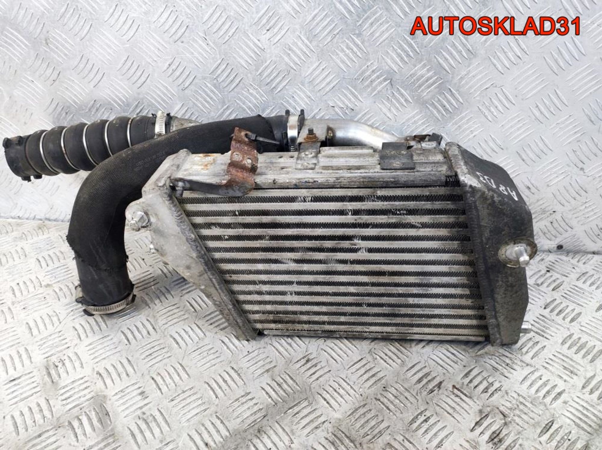 Интеркулер Audi A8 D3 4E0145805D Дизель, 5700 рублей, Дубовое