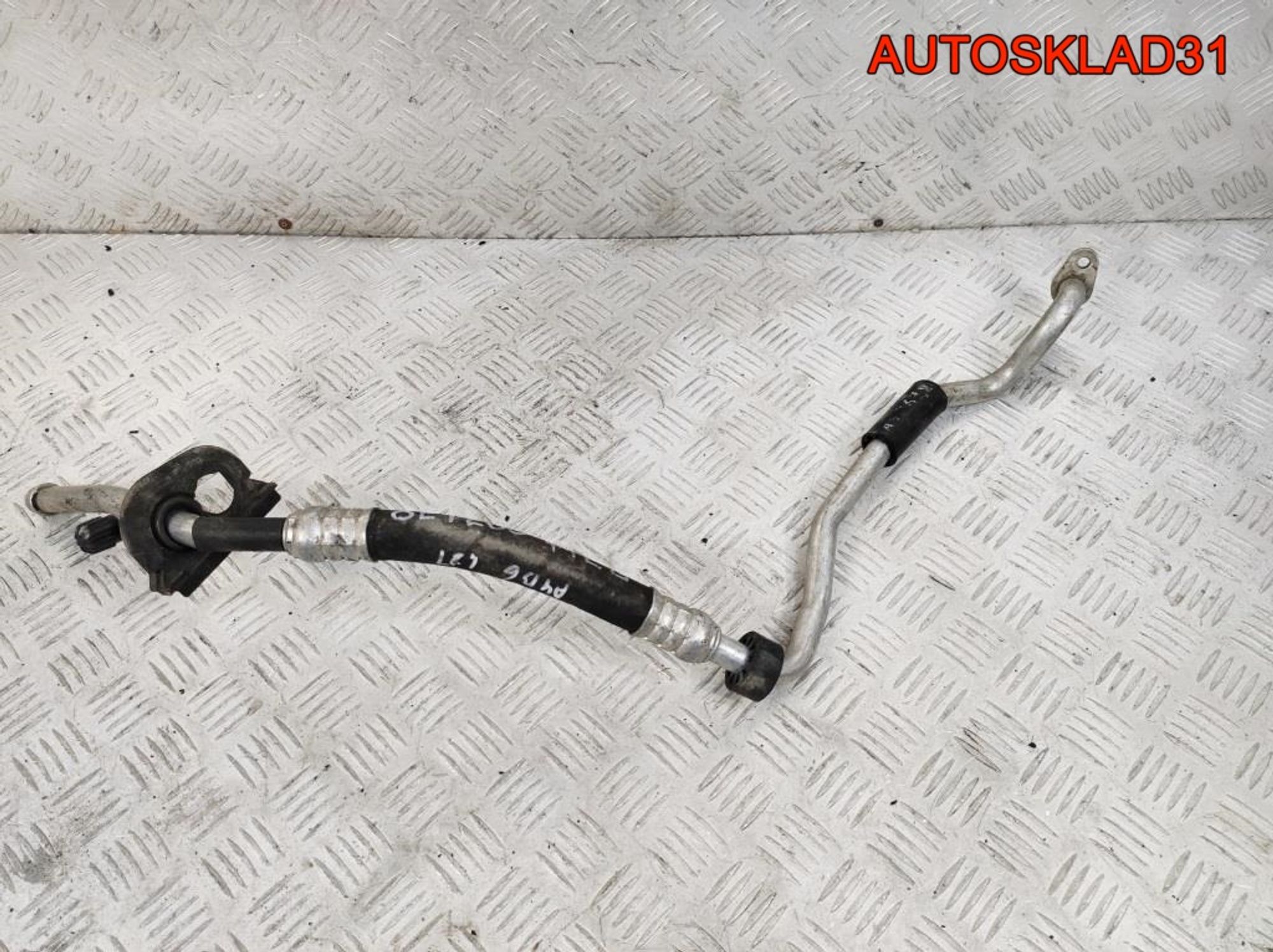 Трубка кондиционера Audi A4 B6 1,8 Т 8E0260712L, 2500 рублей, Дубовое