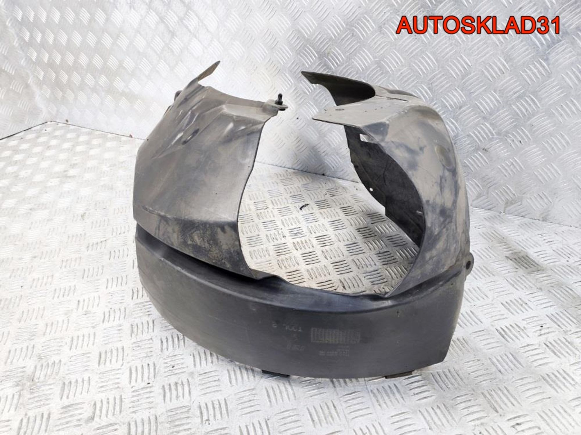 Локер передний правый Ford Fiesta Mk6 8A6116114AD, 1300 рублей, Дубовое