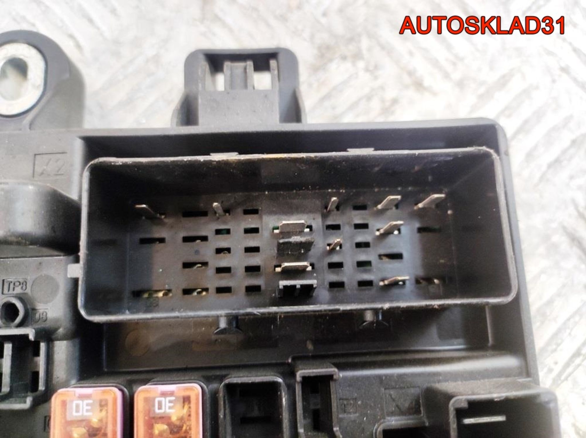 Блок предохранителей Opel Insignia A20DT 544949969, 2500 рублей, Дубовое