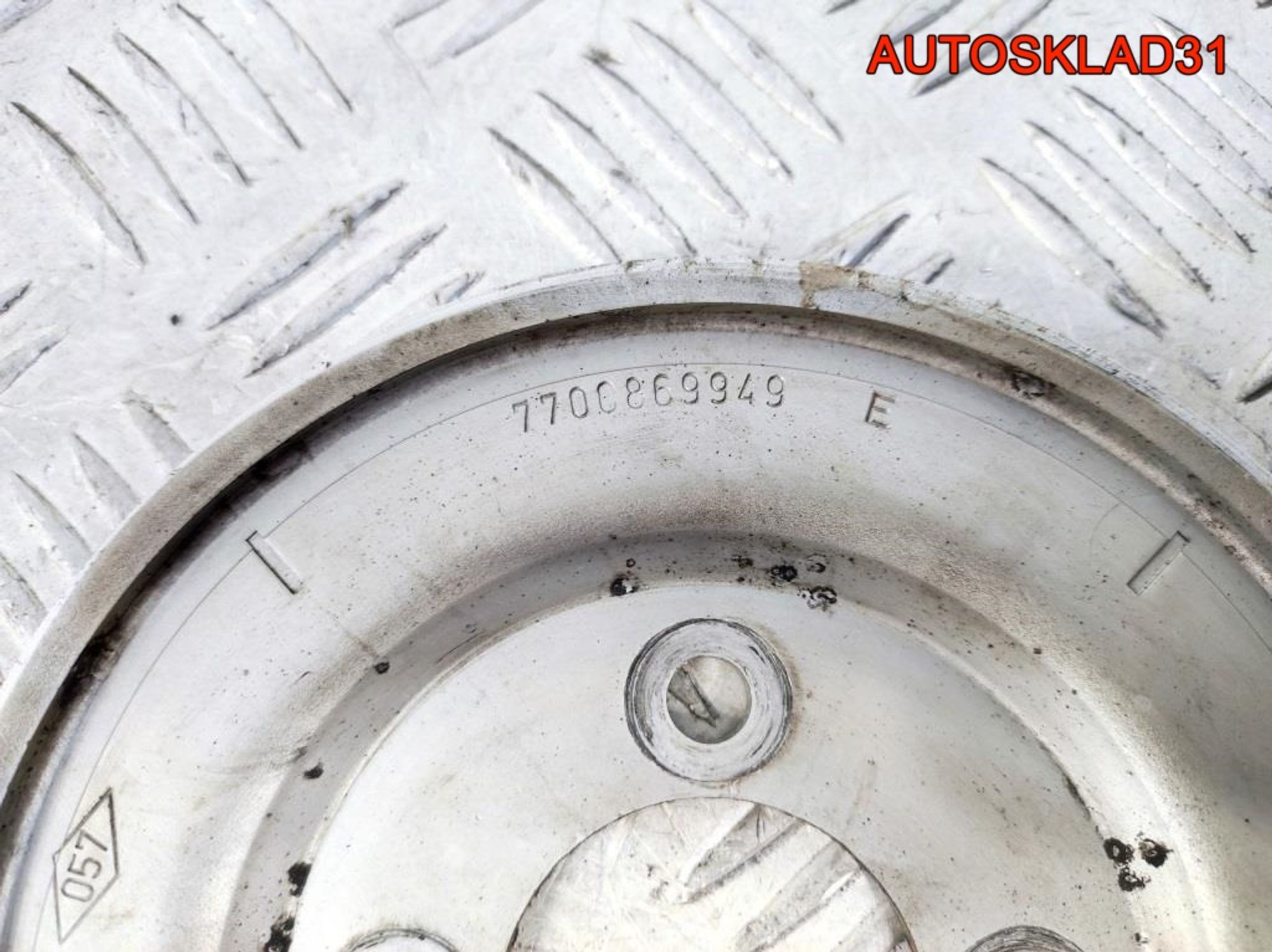 Шкив коленвала Renault Clio 2 1,4 K4J 7700869949, 2100 рублей, Дубовое