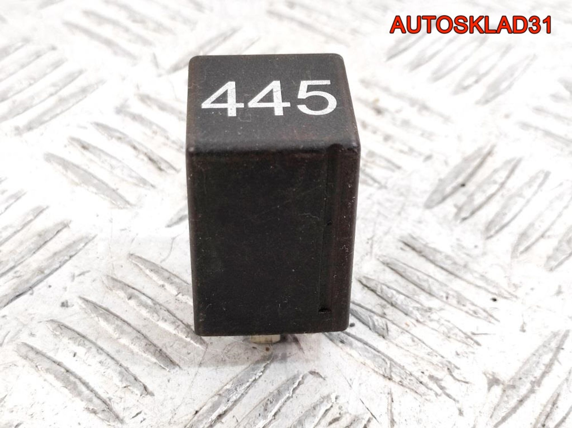 Реле обогрева заднего стекла Skoda Superb 3U0959627, 600 рублей, Дубовое