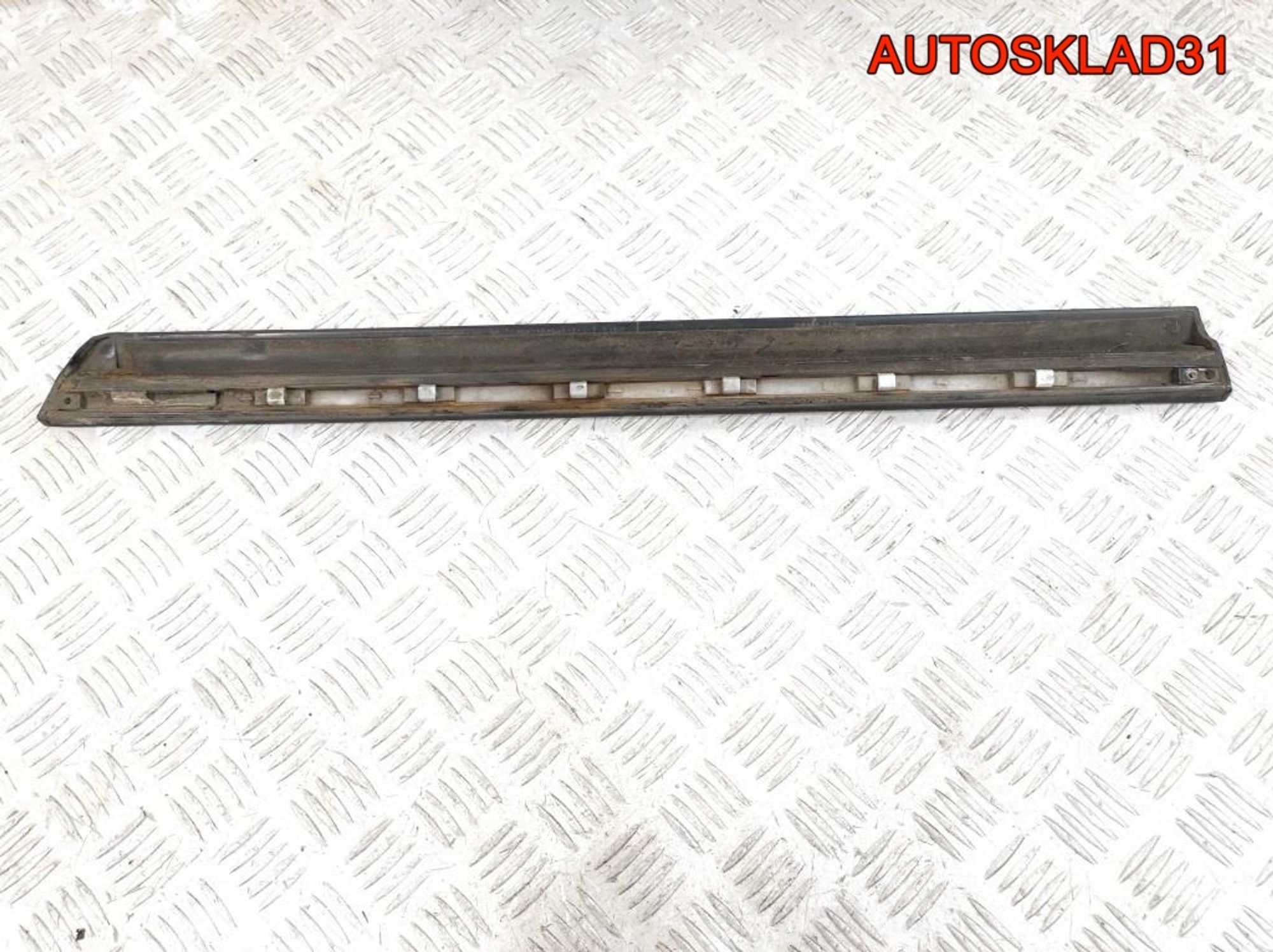 Молдинг задней правой двери Audi A6 C5 4B0853970D, 2000 рублей, Дубовое