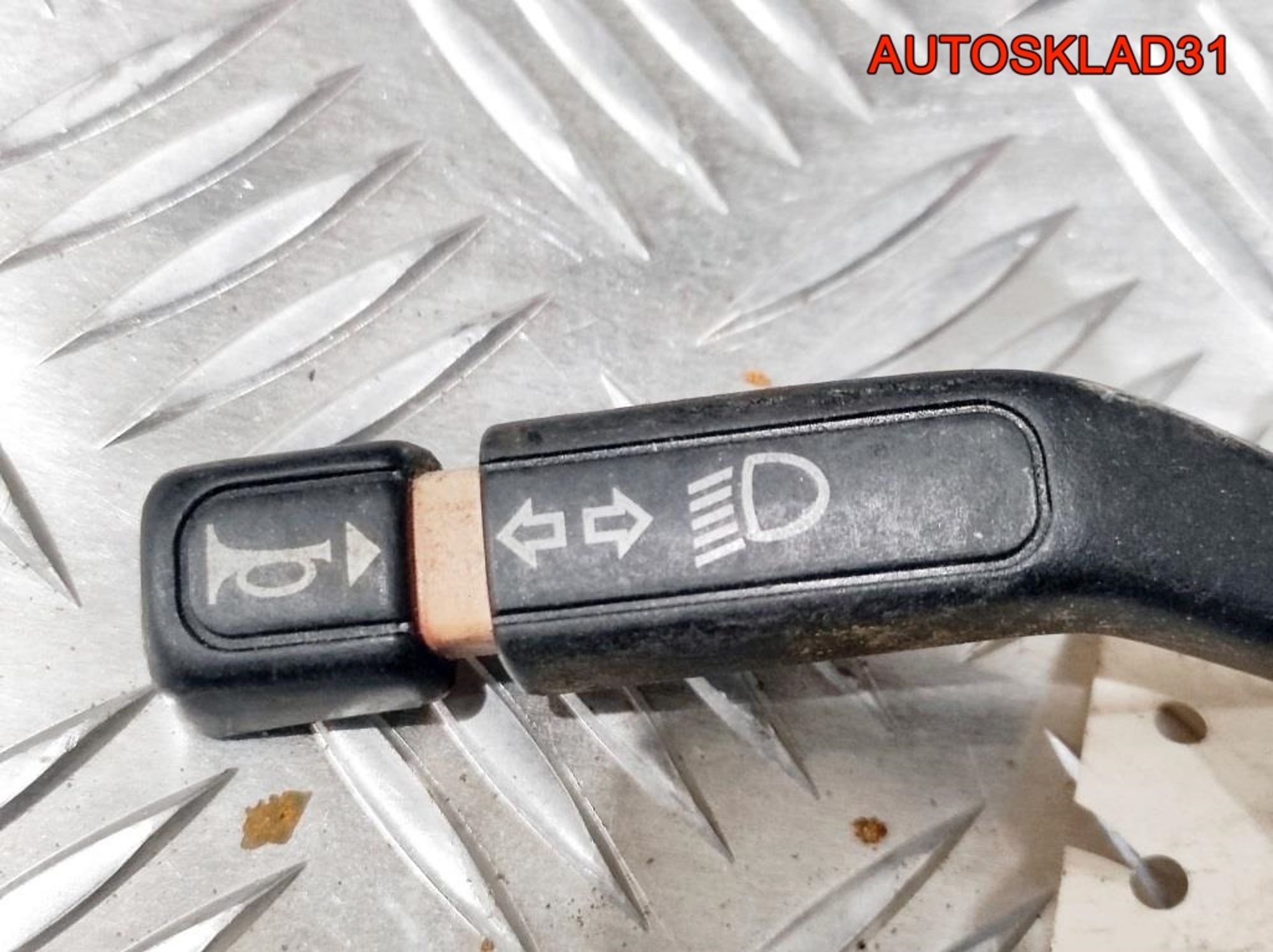 Переключатель поворотов Ford Fiesta 2 96028100, 1000 рублей, Дубовое