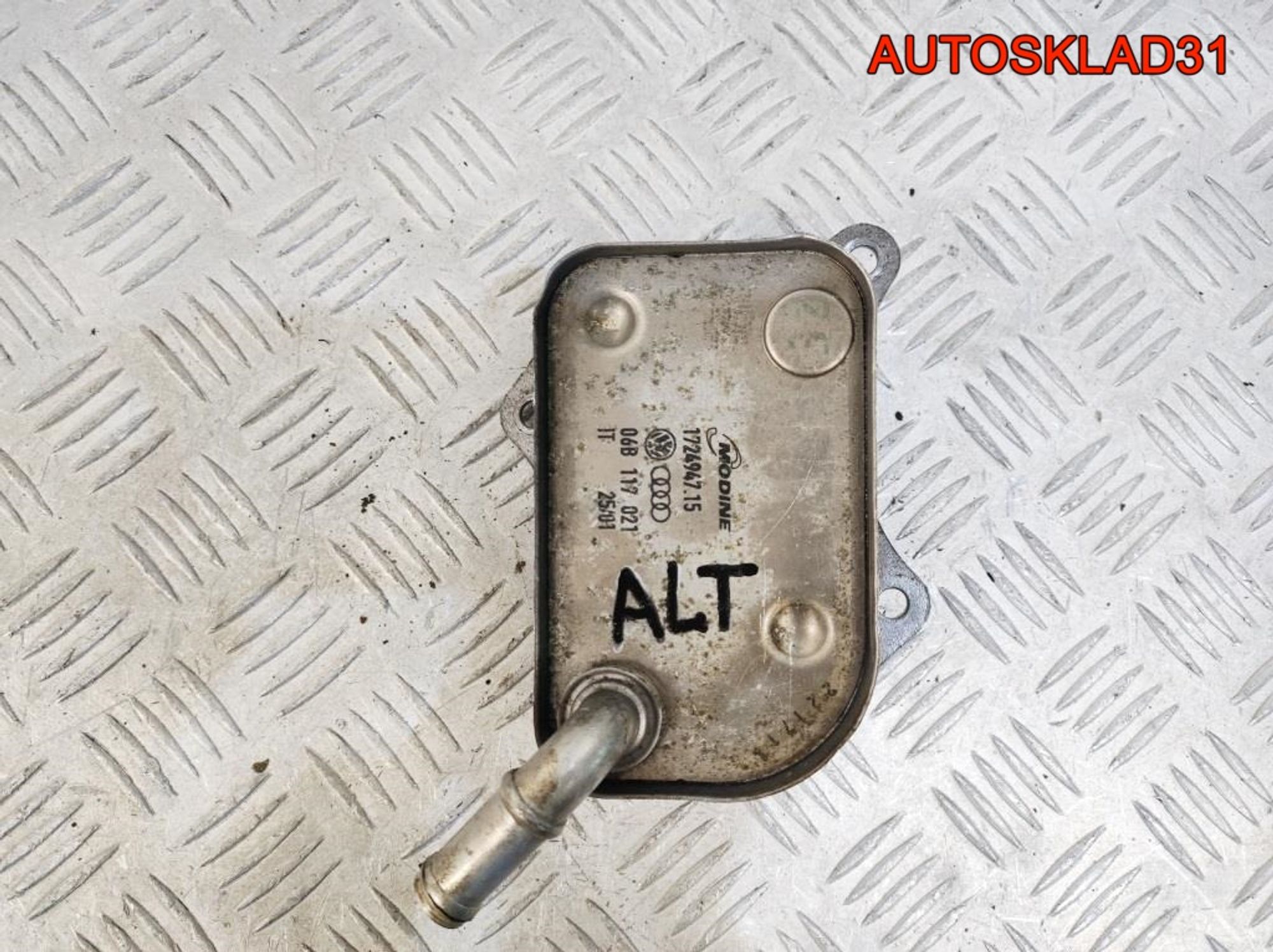 Теплообменник Audi A4 B6 2.0 ALT 06B117021, 900 рублей, Дубовое