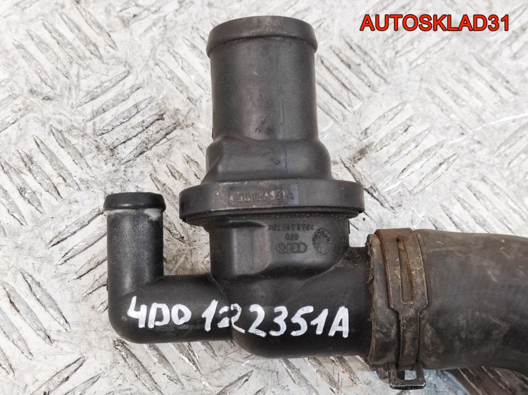 Патрубок радиатора VW Passat B6 2,0 Бензин 3B0122291H, 5000 рублей, Дубовое