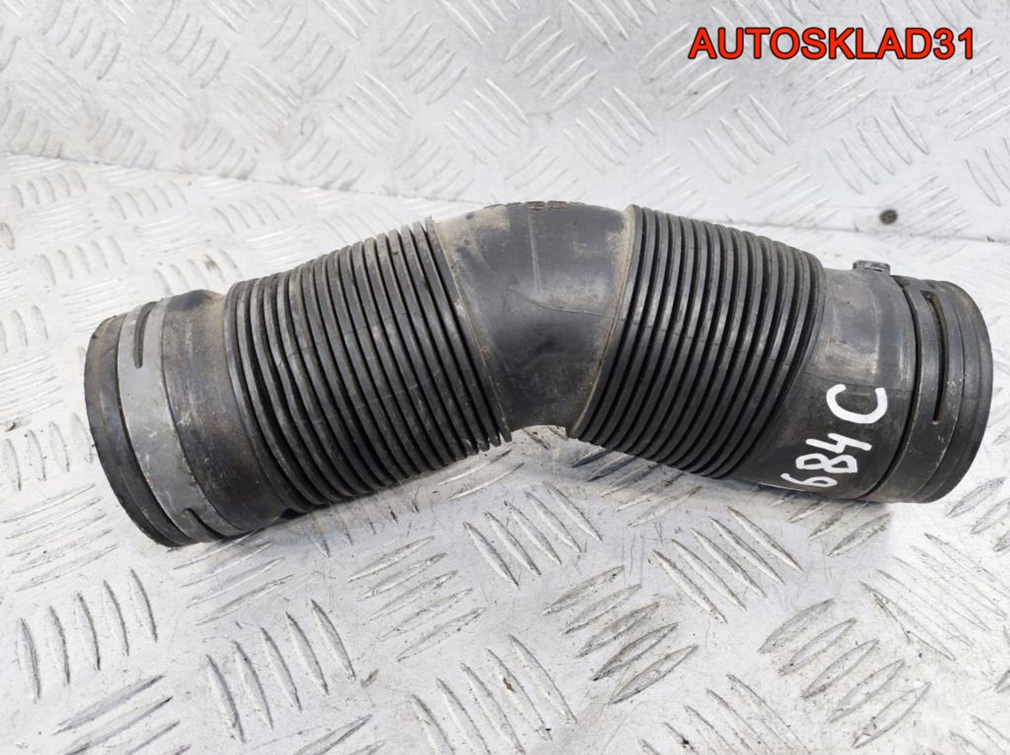 Патрубок воздушного фильтра VW Polo AМF 6Q0129684C, 900 рублей, Дубовое