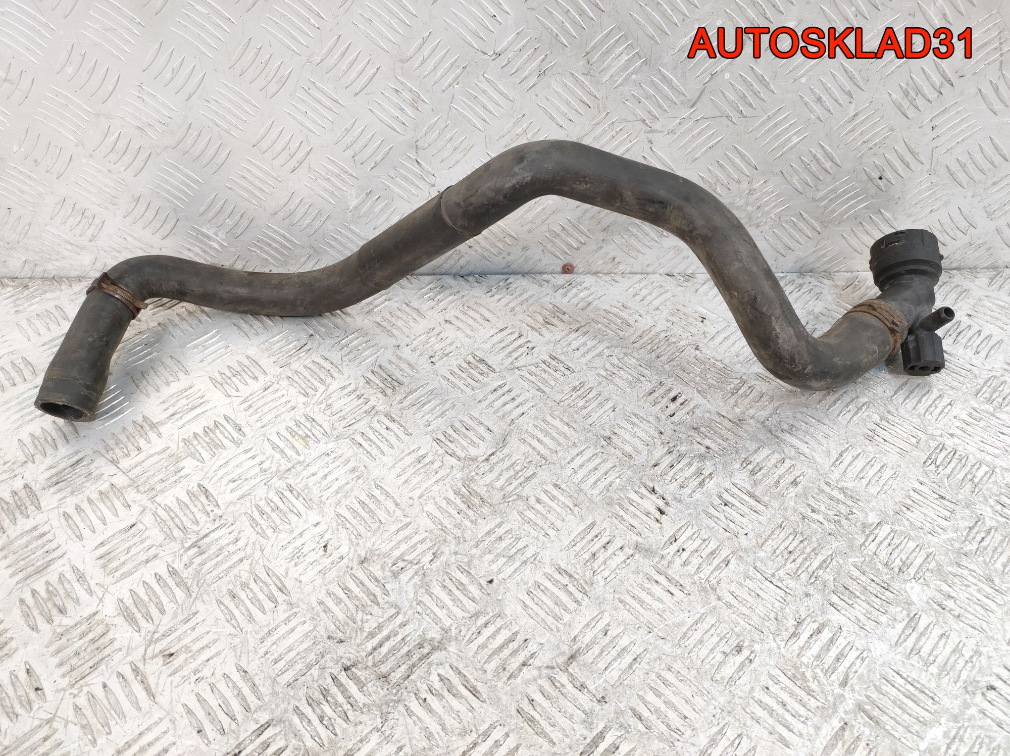 Патрубок радиатора VW Golf 4 1J0122051H, 1000 рублей, Дубовое