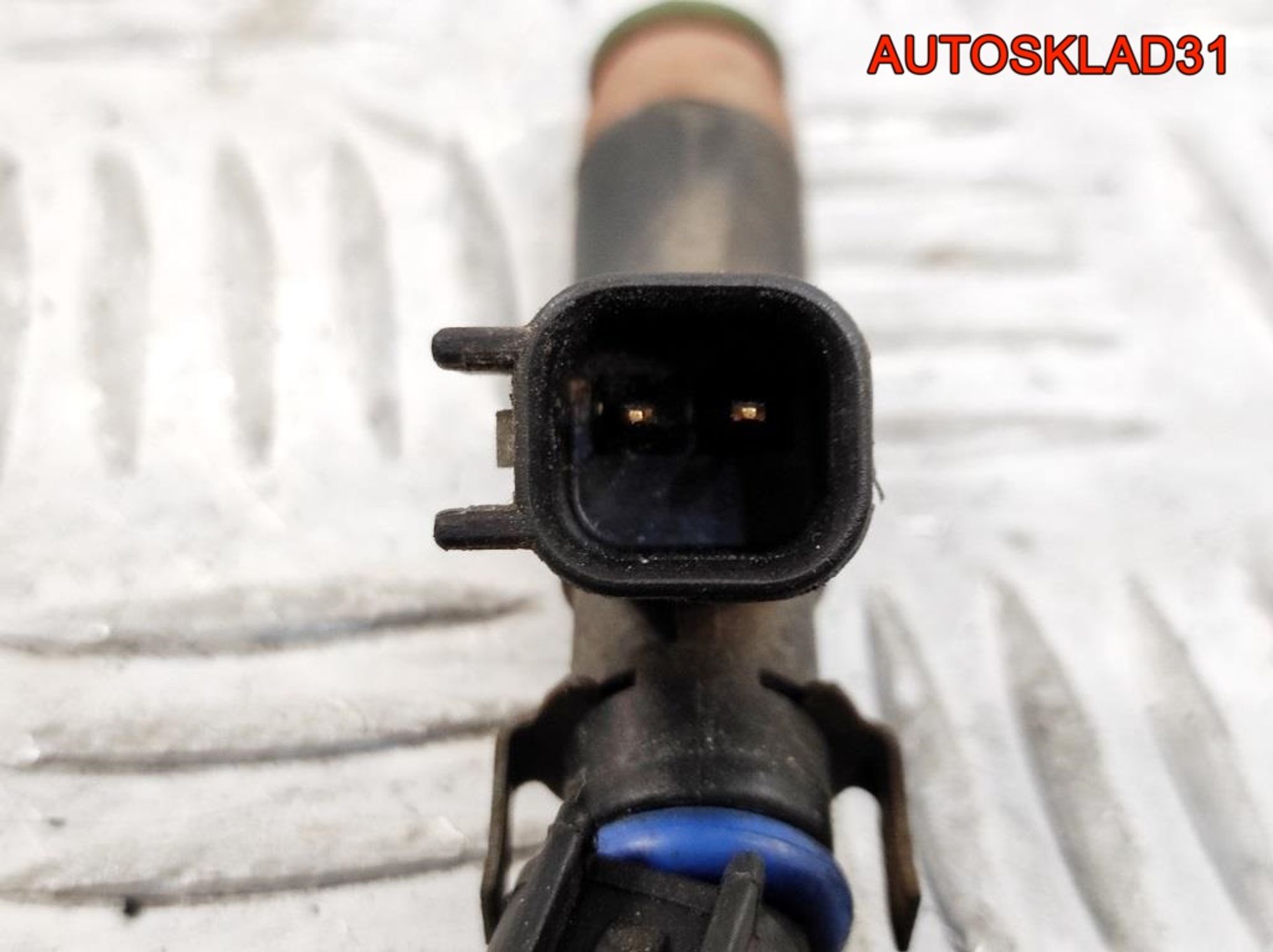 Форсунка топливная Ford Maverick 2 3,0 7KB4 Бензин 4L8EA4A, 900 рублей, Дубовое