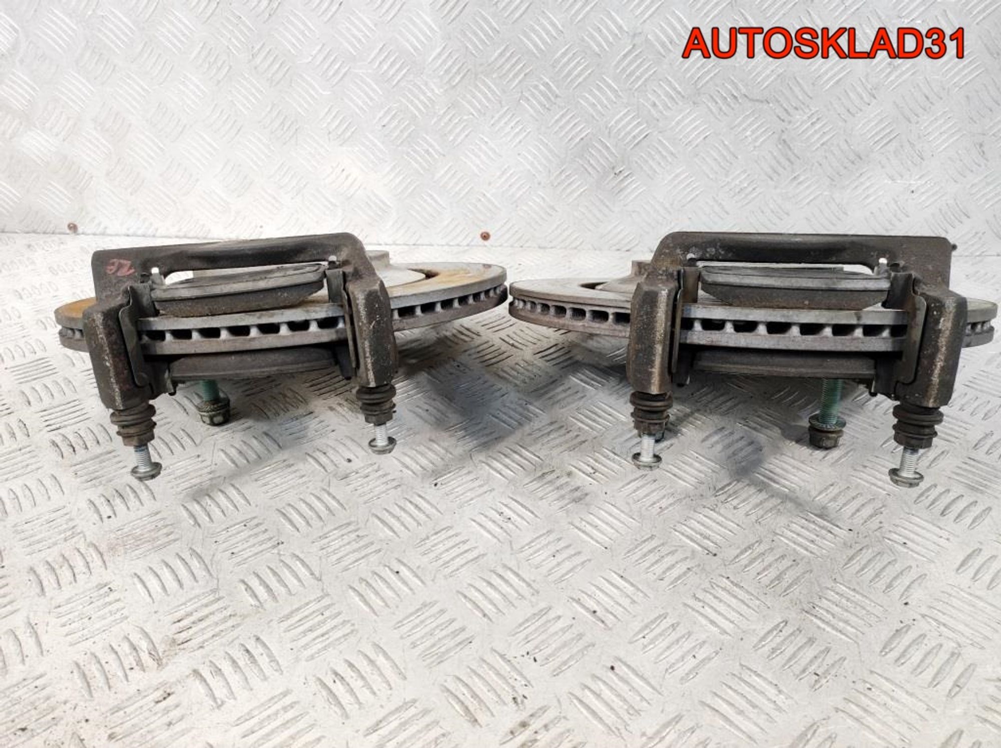 Диски тормозные задние 335 мм Audi A8 D3 6.0 W12 BHT бензин, 27000 рублей, Дубовое