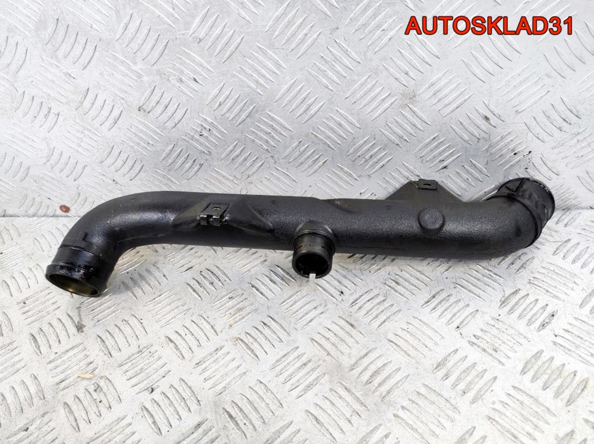 Патрубок интеркулера Volkswagen Golf 3 1H0145840N, 900 рублей, Дубовое