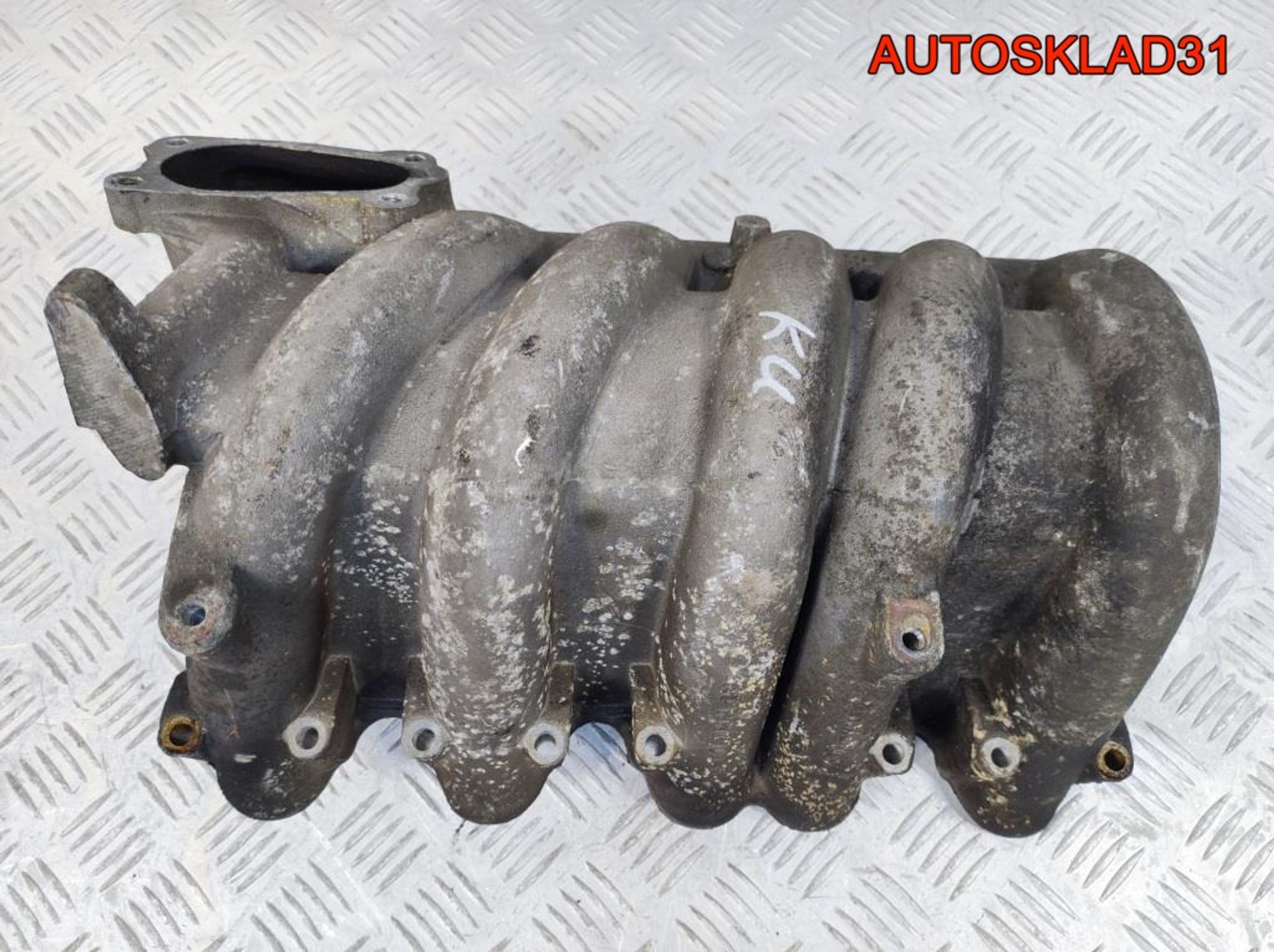 Коллектор впускной Audi 100 C3 2.2 KU 035133223A, 1700 рублей, Дубовое